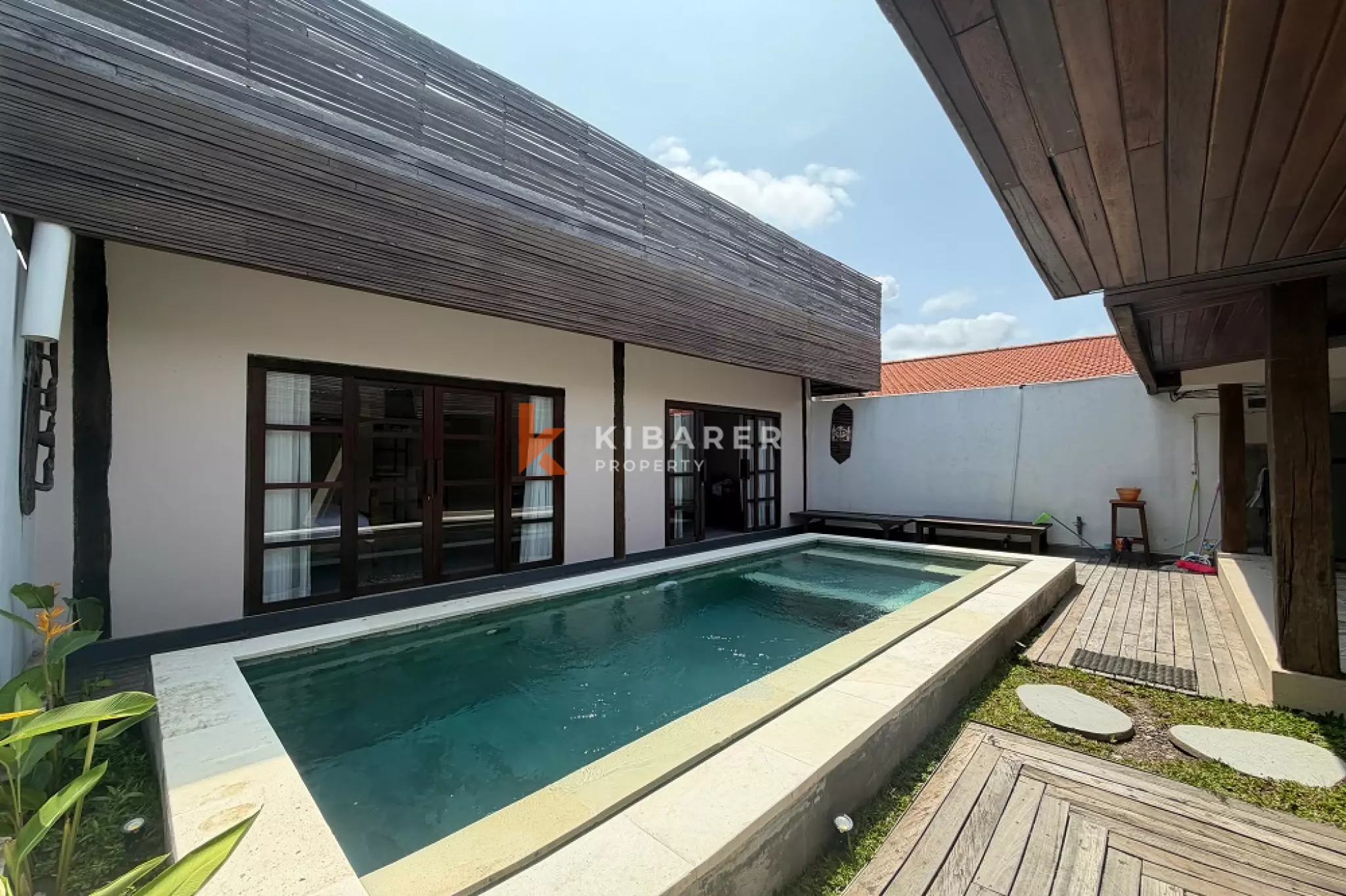 Minimalist Woody Two-Bedrooms Villa in Tanah Lot
