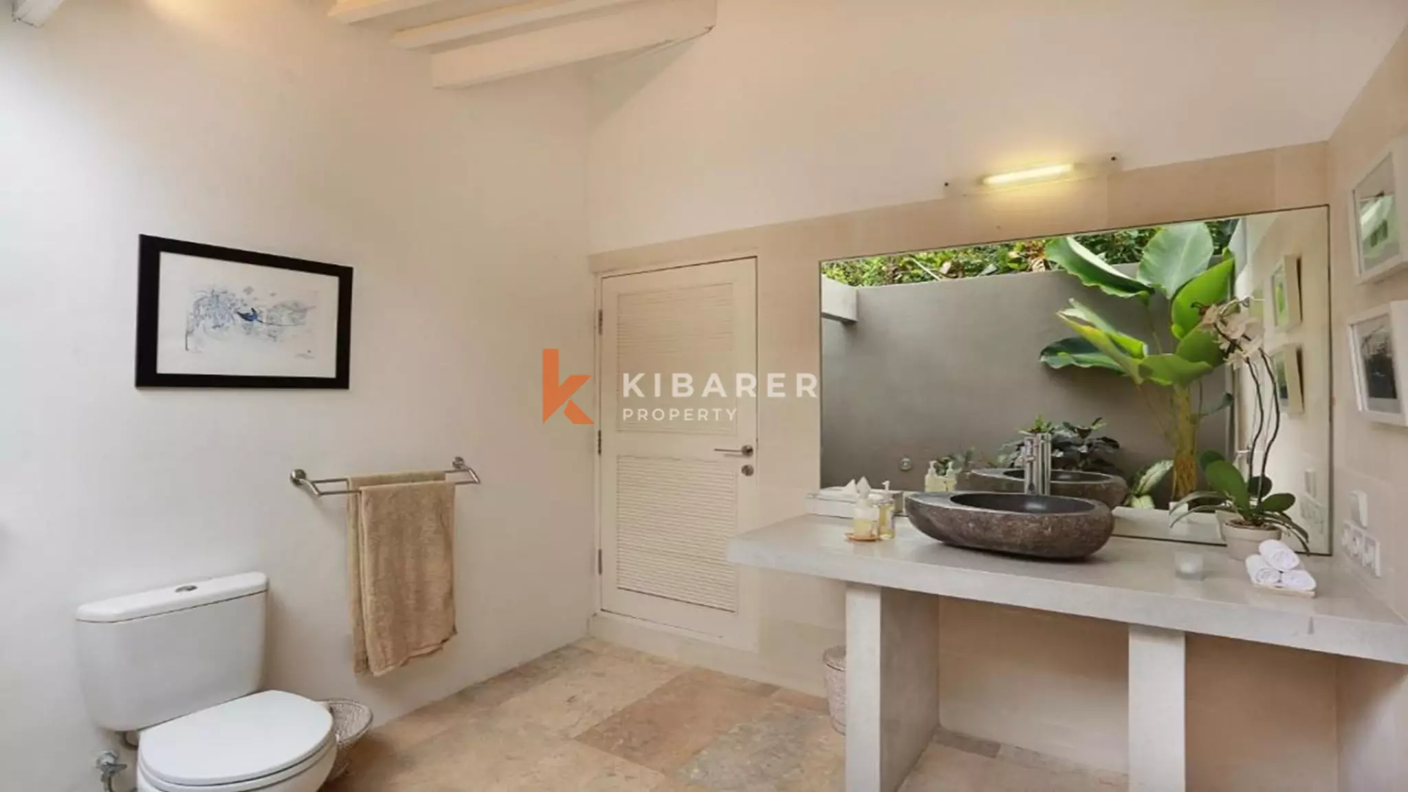 Beautifully Designed Three-Bedroom Tropical Pool Villa in Seminyak