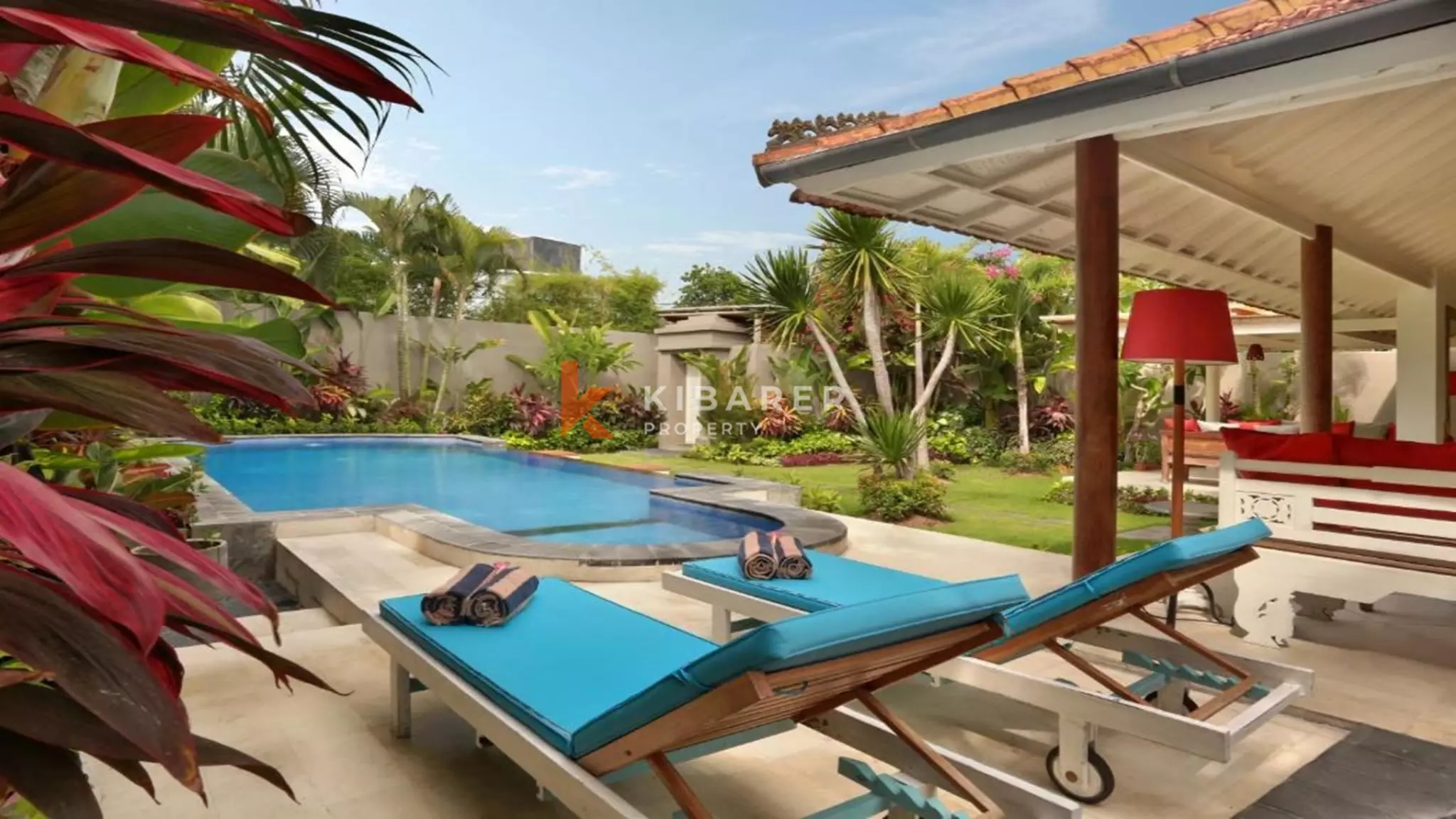 Beautifully Designed Three-Bedroom Tropical Pool Villa in Seminyak