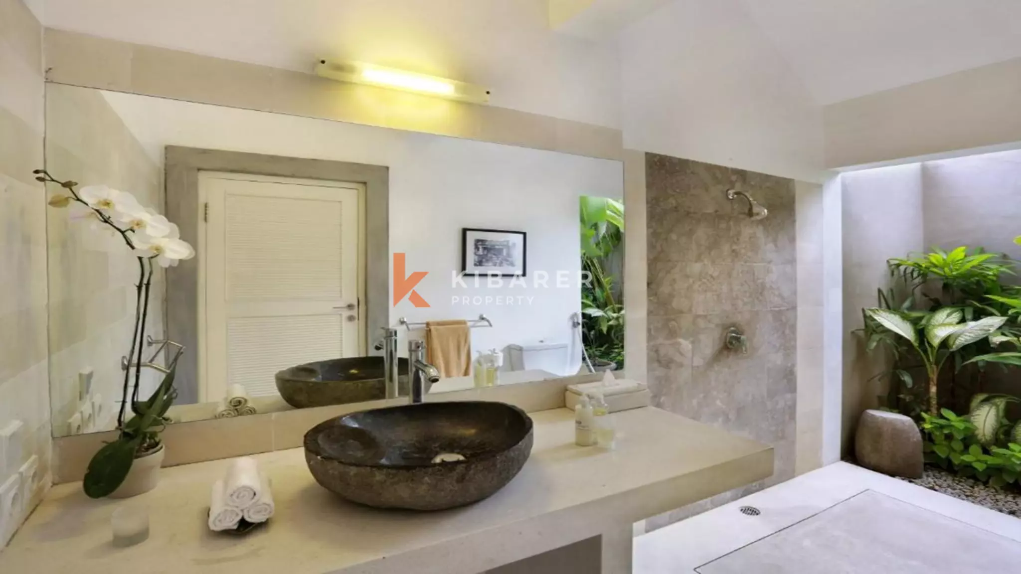 Beautifully Designed Three-Bedroom Tropical Pool Villa in Seminyak