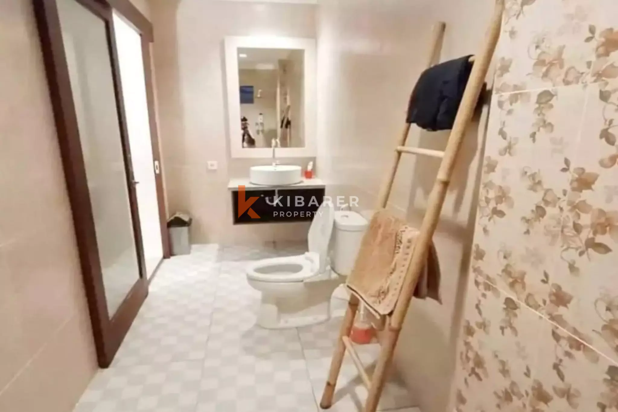 Comfortable Full Facilities Three-Bedrooms Villa in Umalas