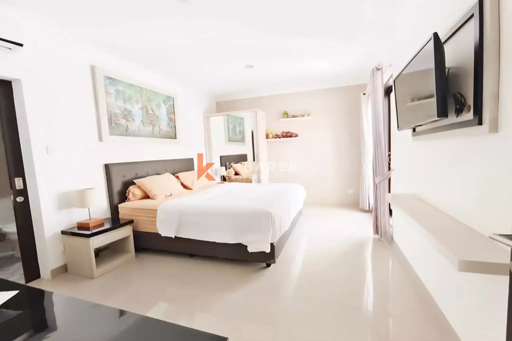 Comfortable Full Facilities Three-Bedrooms Villa in Umalas