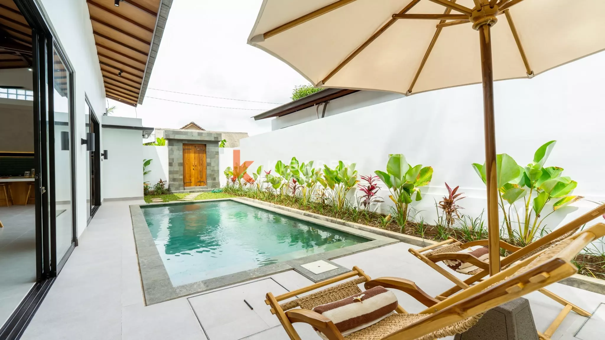 Modern Tropical Two-Bedroom Pool Villa in Charming Ubud Pejeng