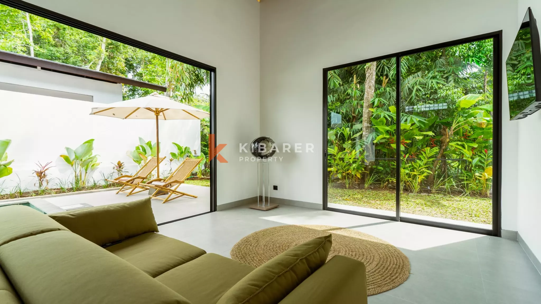 Modern Tropical Two-Bedroom Pool Villa in Charming Ubud Pejeng
