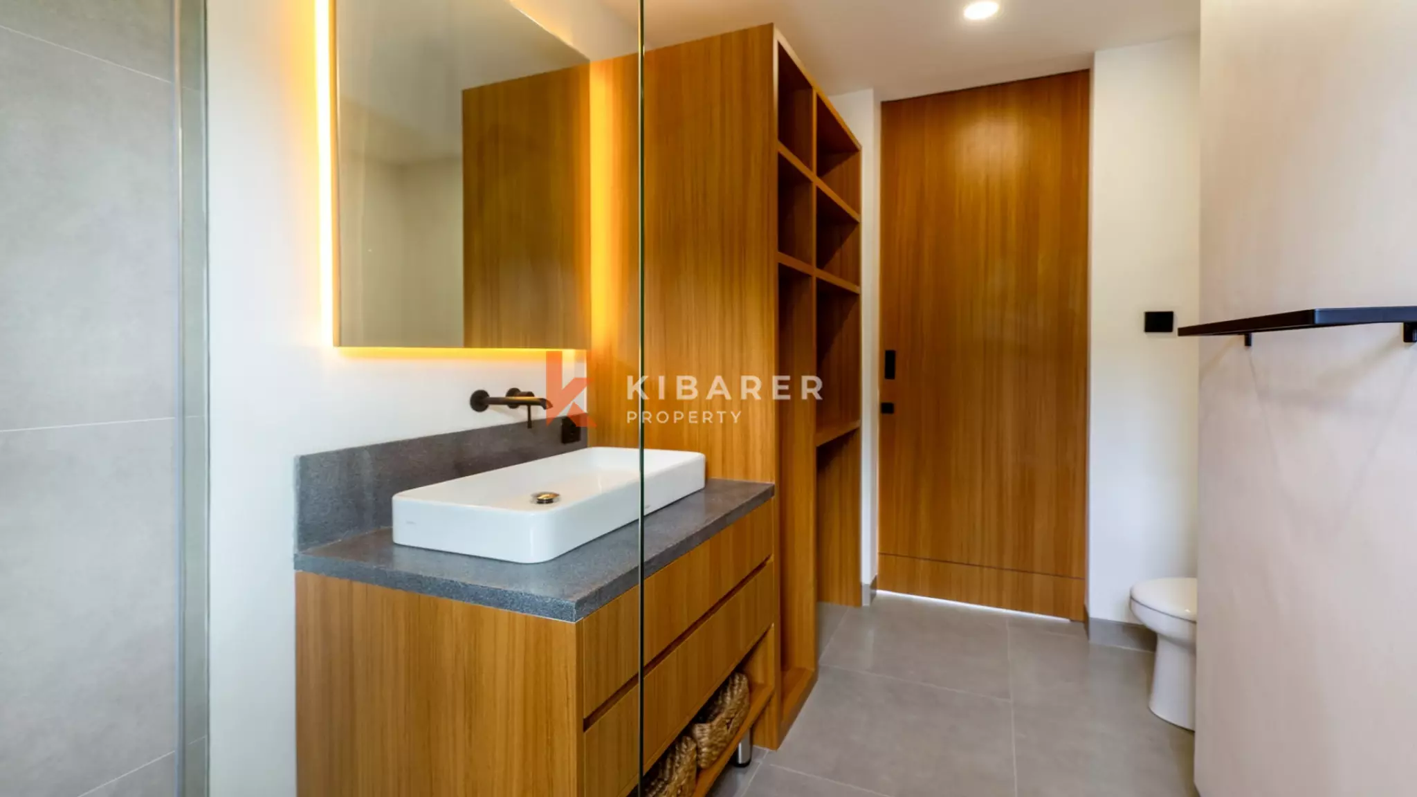 Modern Tropical Two-Bedroom Pool Villa in Charming Ubud Pejeng