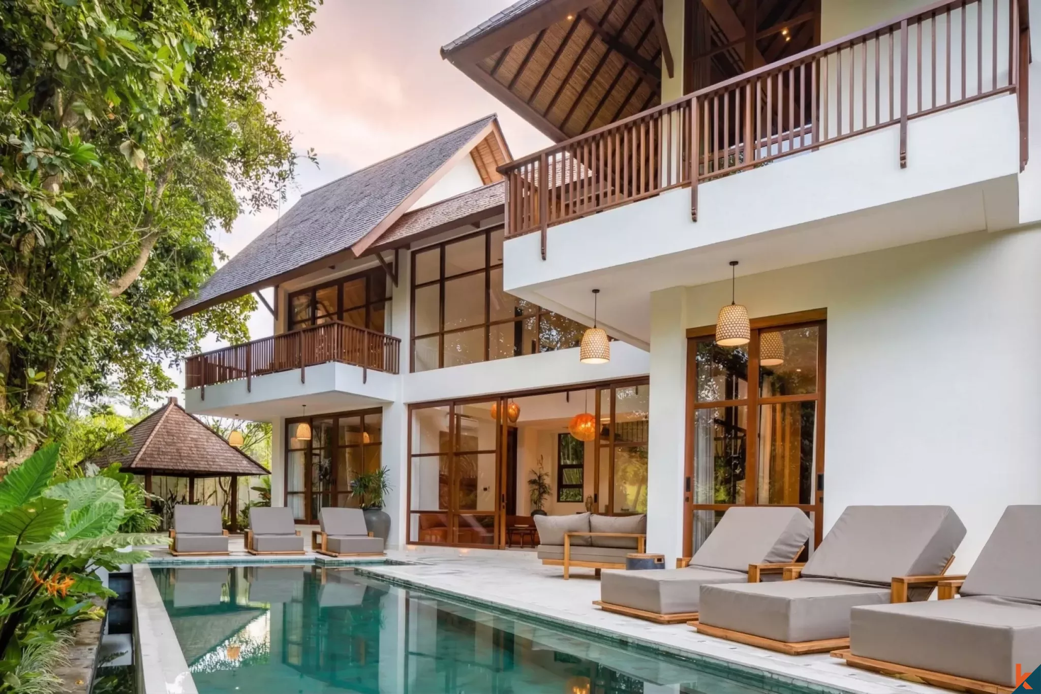 Résidence de luxe de cinq chambres avec vue sur la rivière et la jungle à Nyanyi