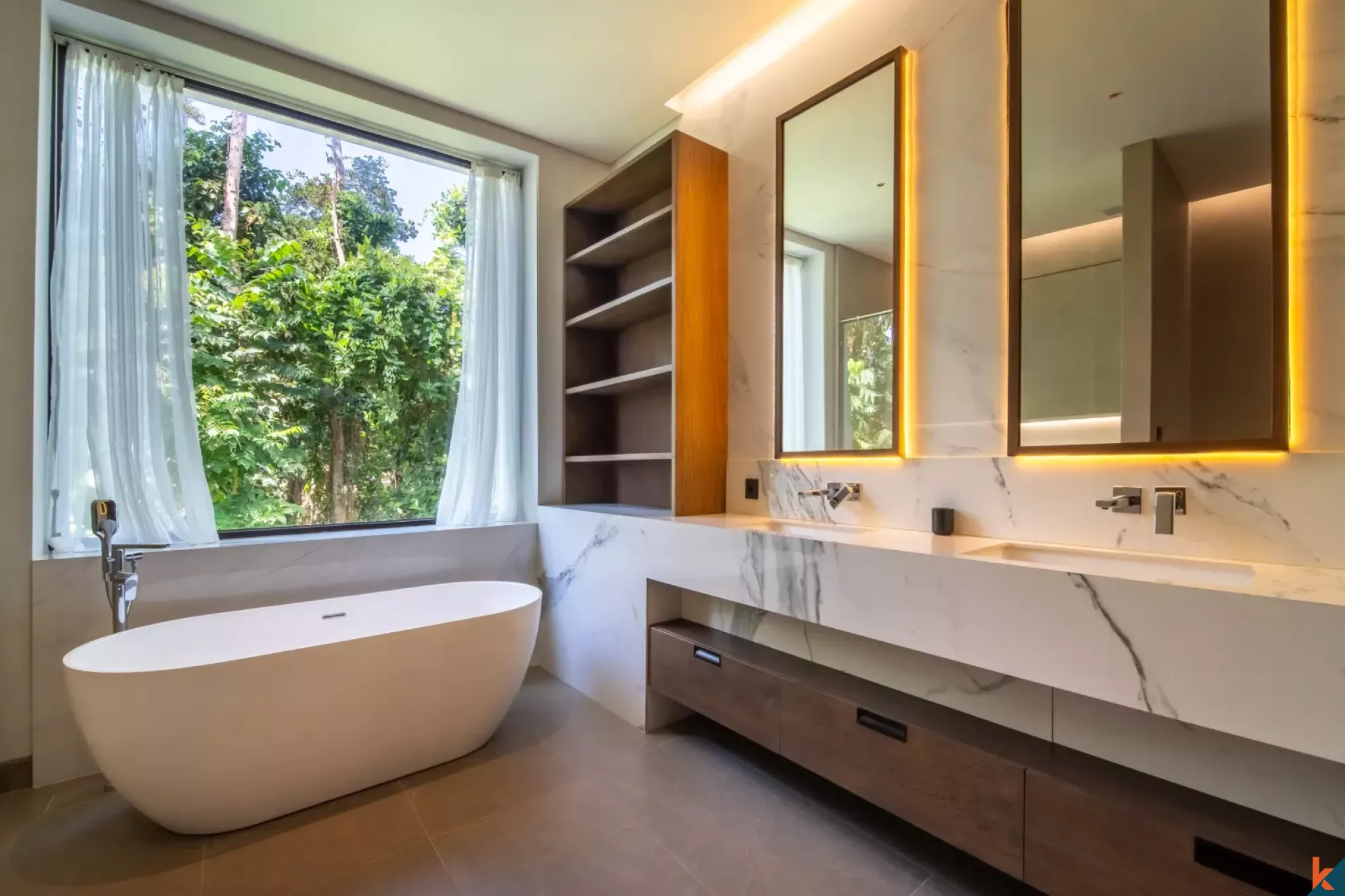 Modern Four Bedroom Jungle Villa for Lease in Ubud - Pejeng
