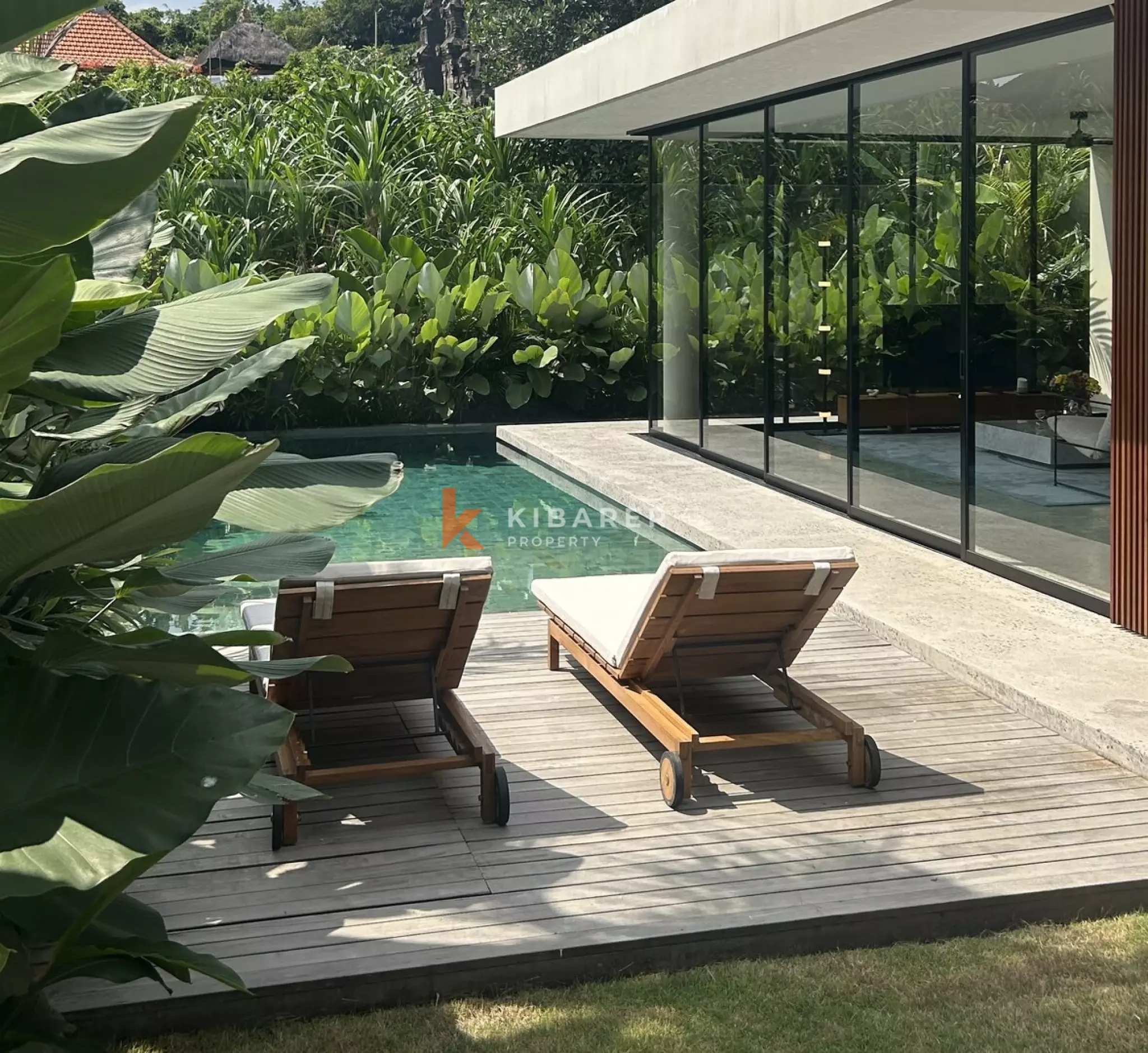 Contemporary Two Bedroom Mid-Century Haven in Vibrant Canggu