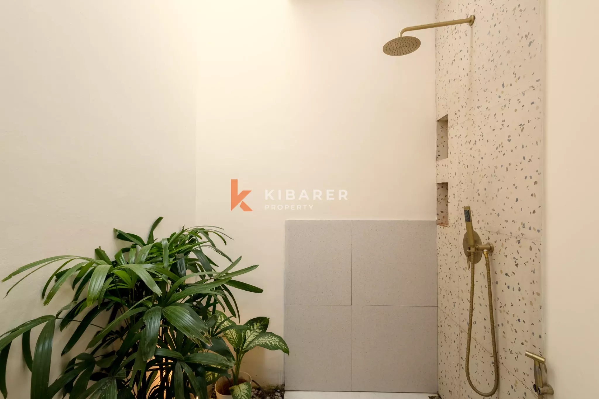 Boutique Three Bedroom Villa with Enclosed Living & Pool in Ungasan