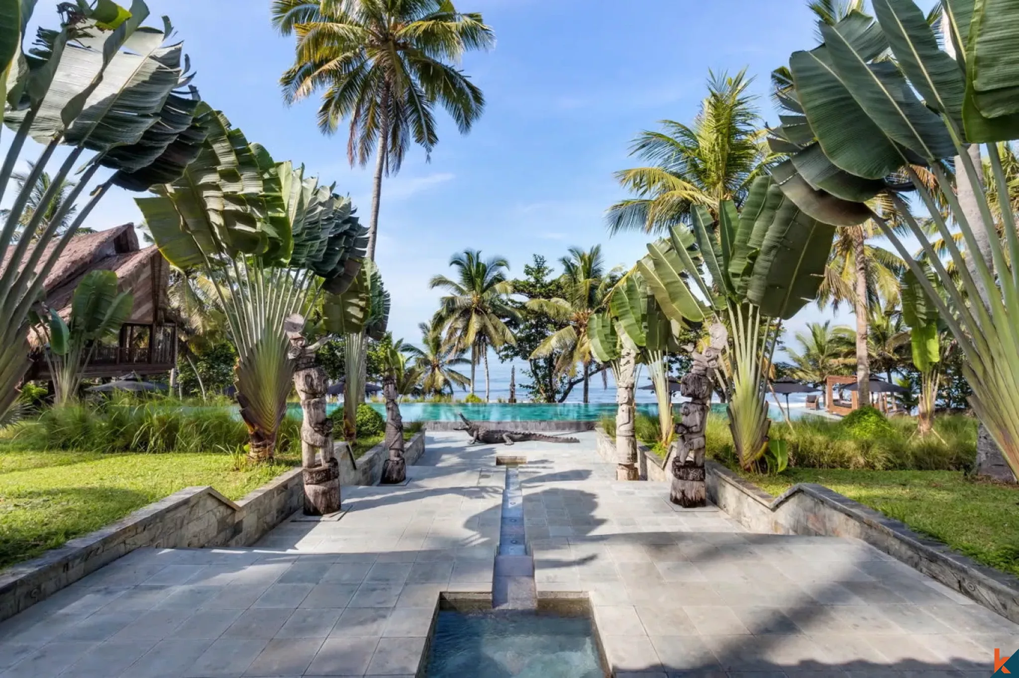 Amazing Spacious Beachfront Freehold Villa for Sale in Jembrana