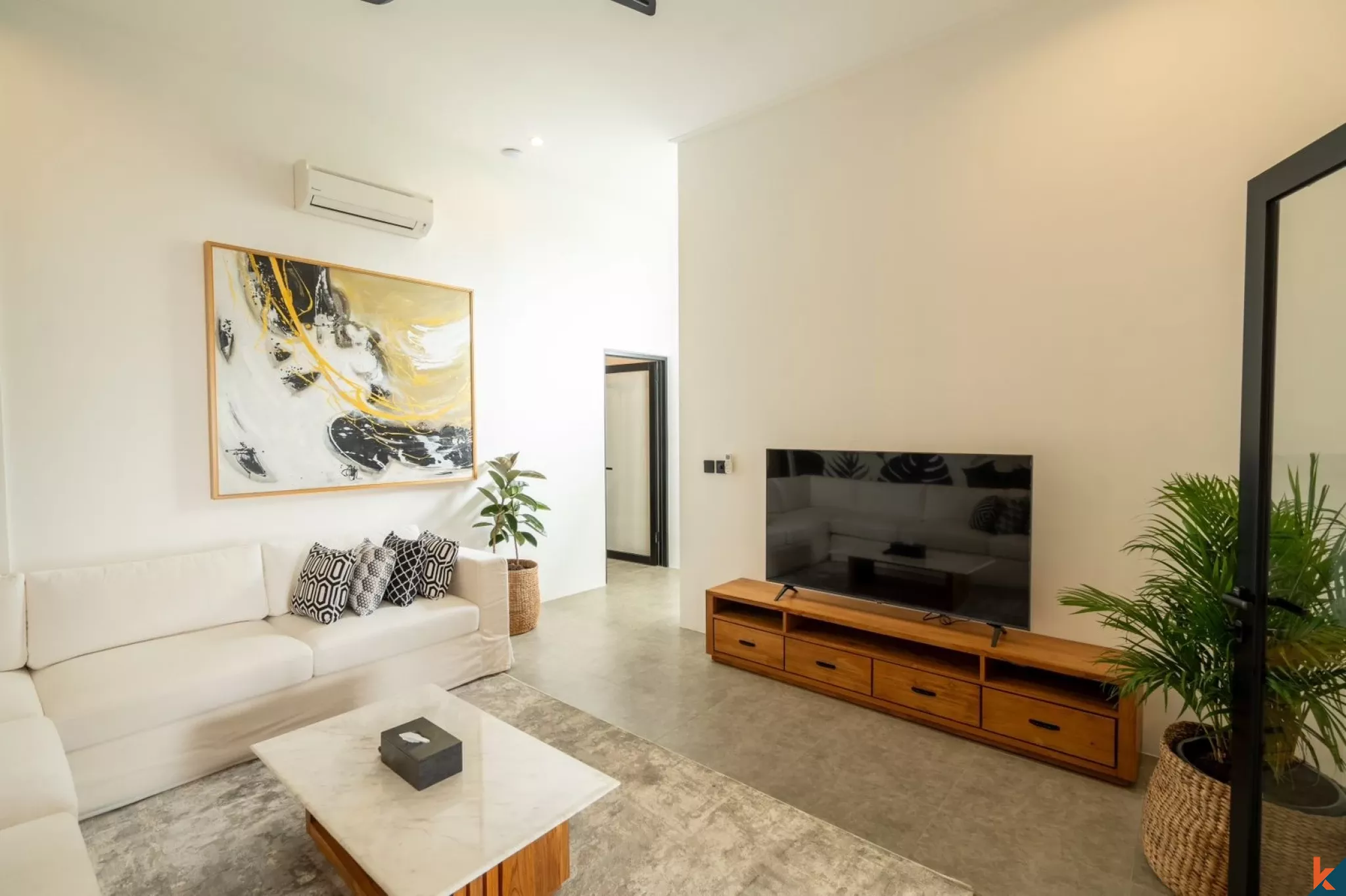 Oasis Vila Tropis Modern 3 Kamar Tidur di Tumbak Bayuh