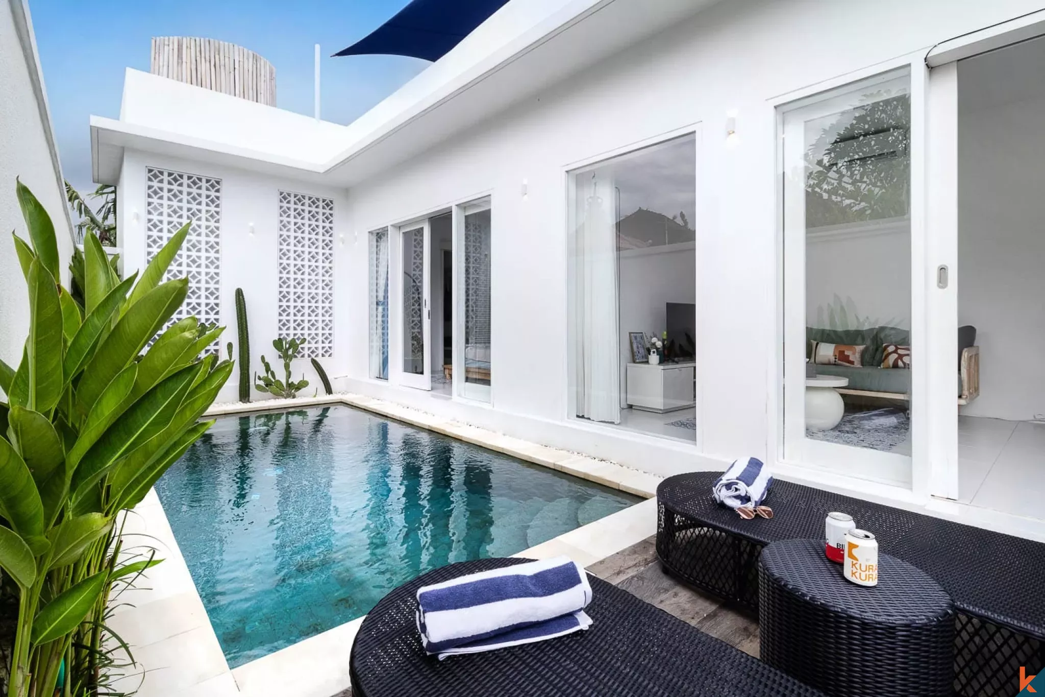 Vila 1 Kamar Tidur dengan Kolam Renang Pribadi di Pererenan yang Tenang