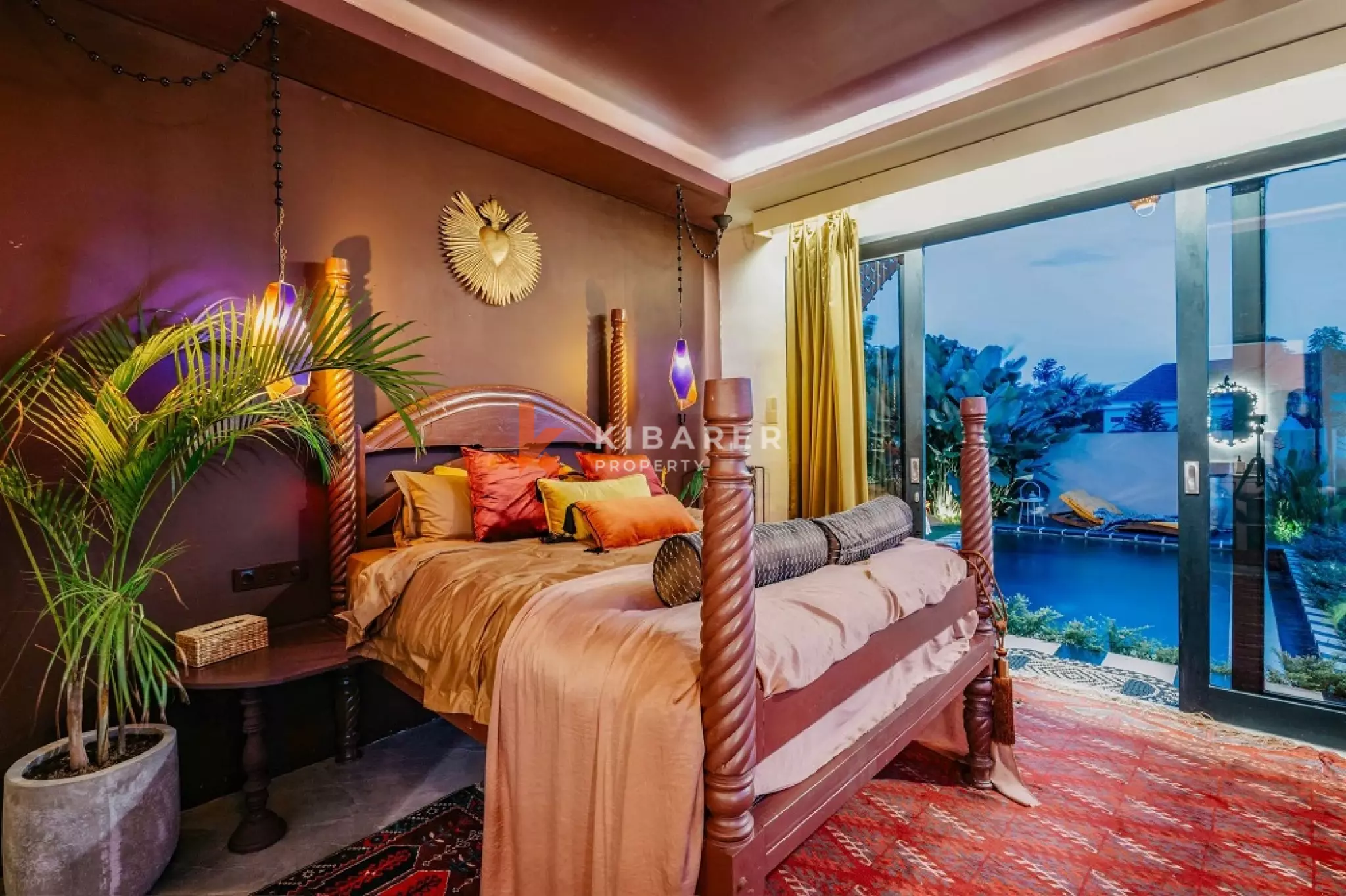 Boutique Art Four-Bedrooms Villa with 180° Rice Field Views in Cemagi