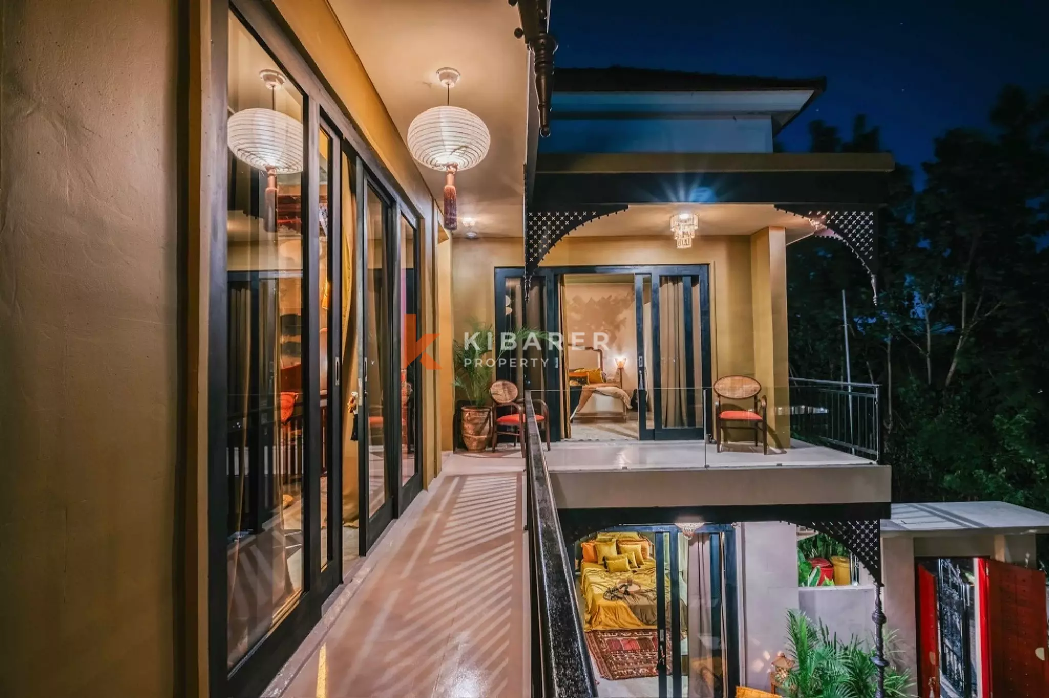 Boutique Art Four-Bedrooms Villa with 180° Rice Field Views in Cemagi