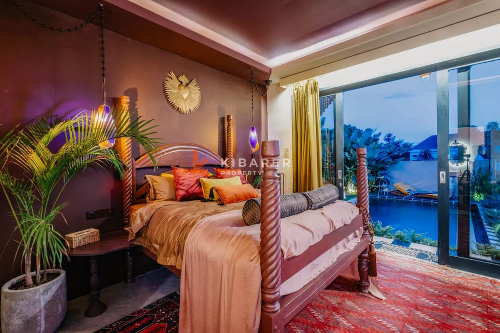 Boutique Art Four-Bedrooms Villa with 180° Rice Field Views in Cemagi