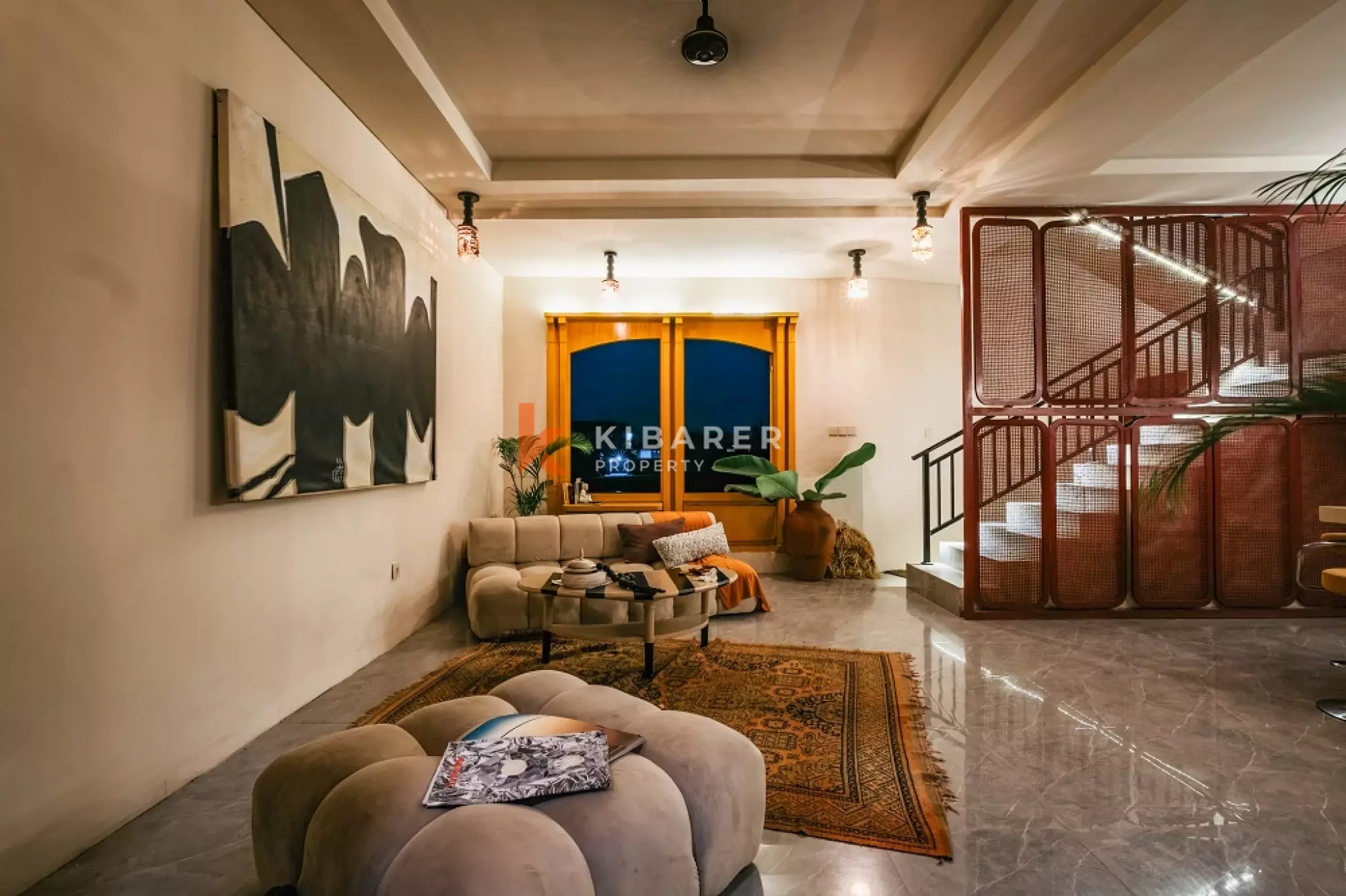 Boutique Art Four-Bedrooms Villa with 180° Rice Field Views in Cemagi
