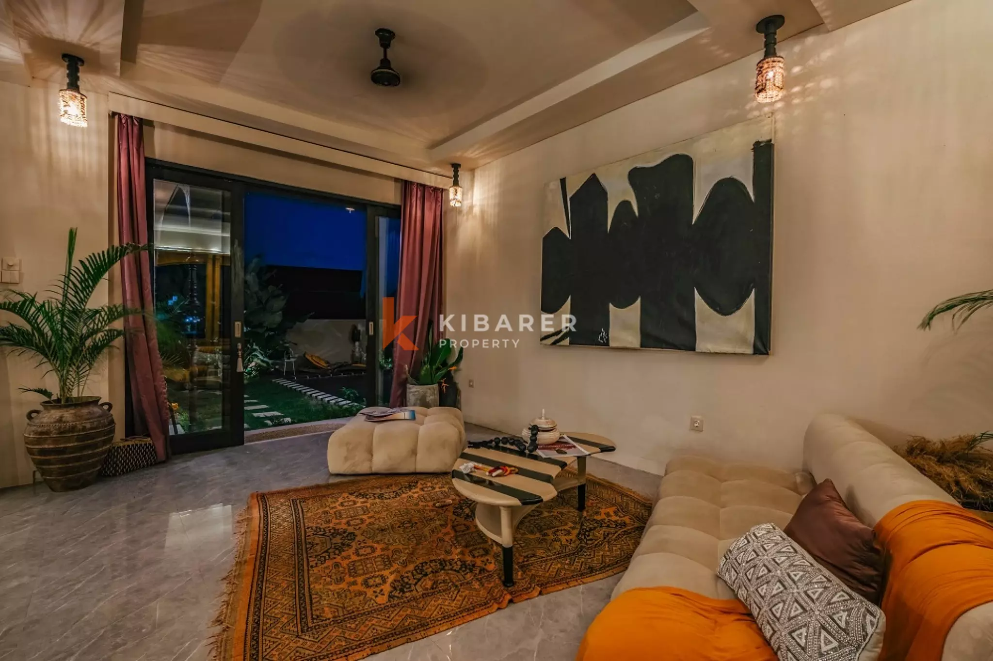 Boutique Art Four-Bedrooms Villa with 180° Rice Field Views in Cemagi