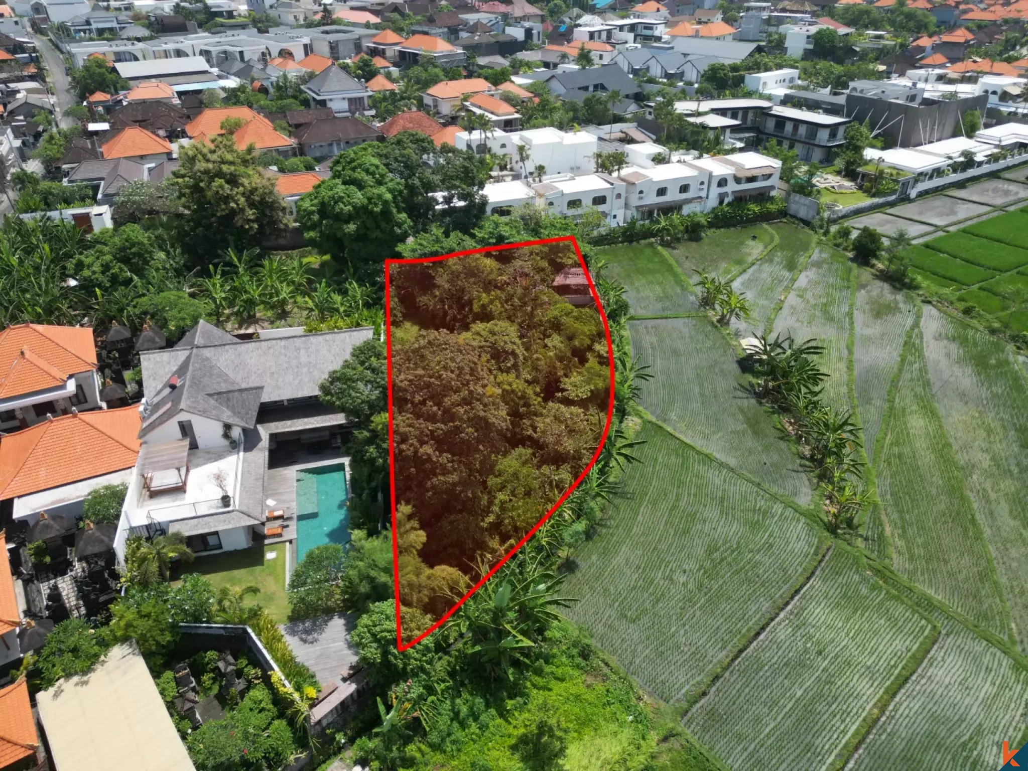 Terrain spacieux à louer avec projet disponible à Umalas