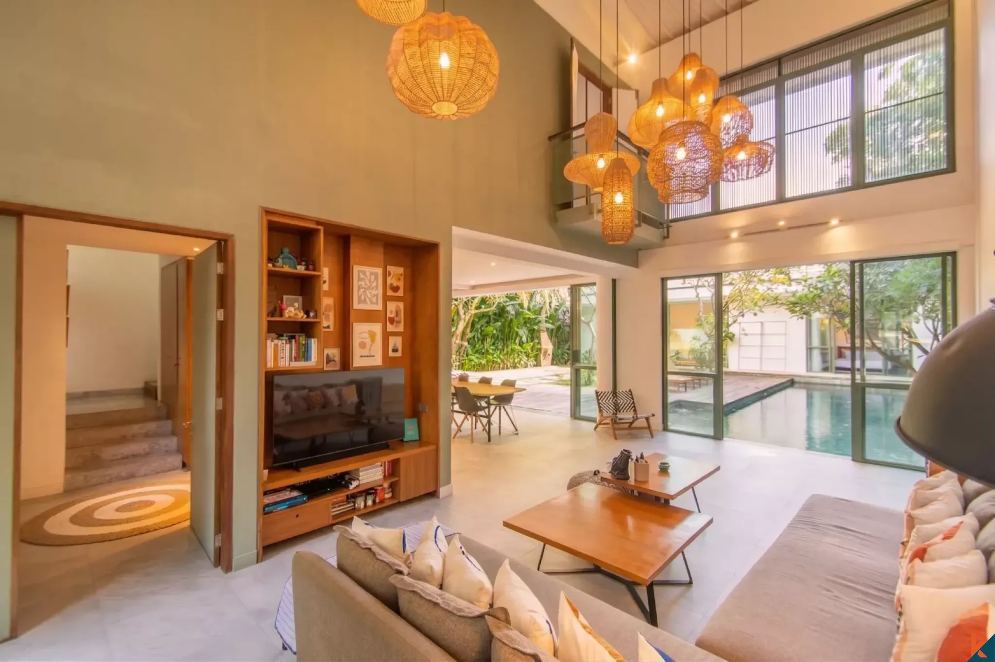 Stylish four bedroom freehold property for sale in Tumbak Bayuh