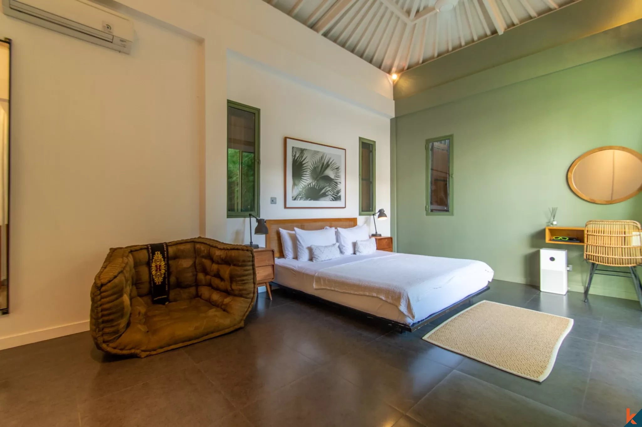 Stylish four bedroom freehold property for sale in Tumbak Bayuh