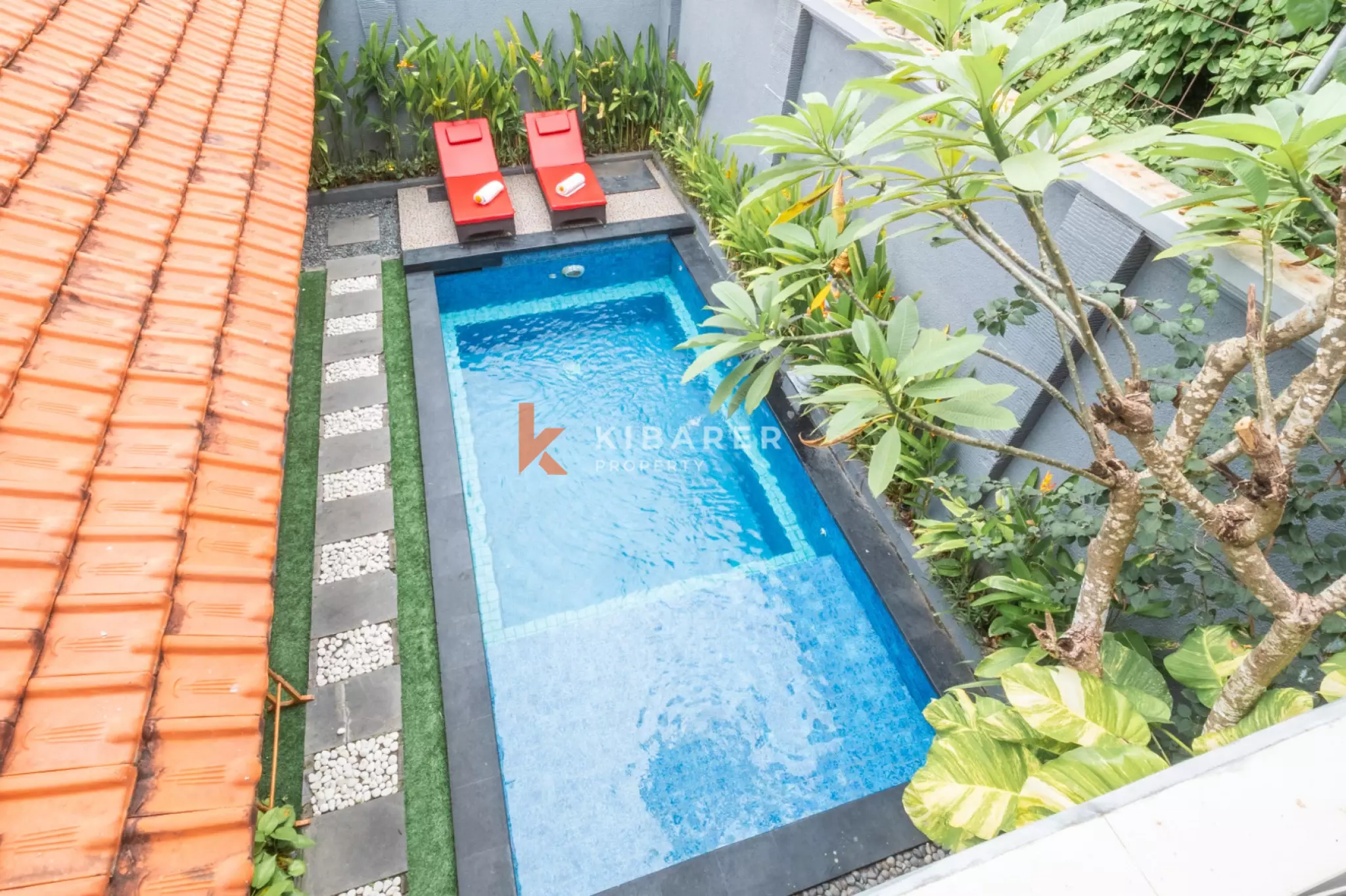 Intimate Two Bedroom Tropical Villa with Open Living & Pool in Seminyak