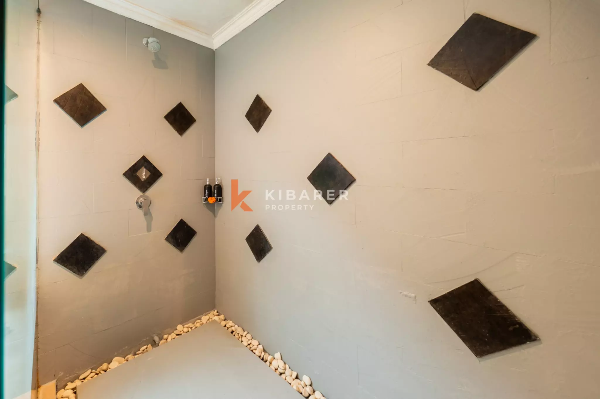 Intimate Two Bedroom Tropical Villa with Open Living & Pool in Seminyak