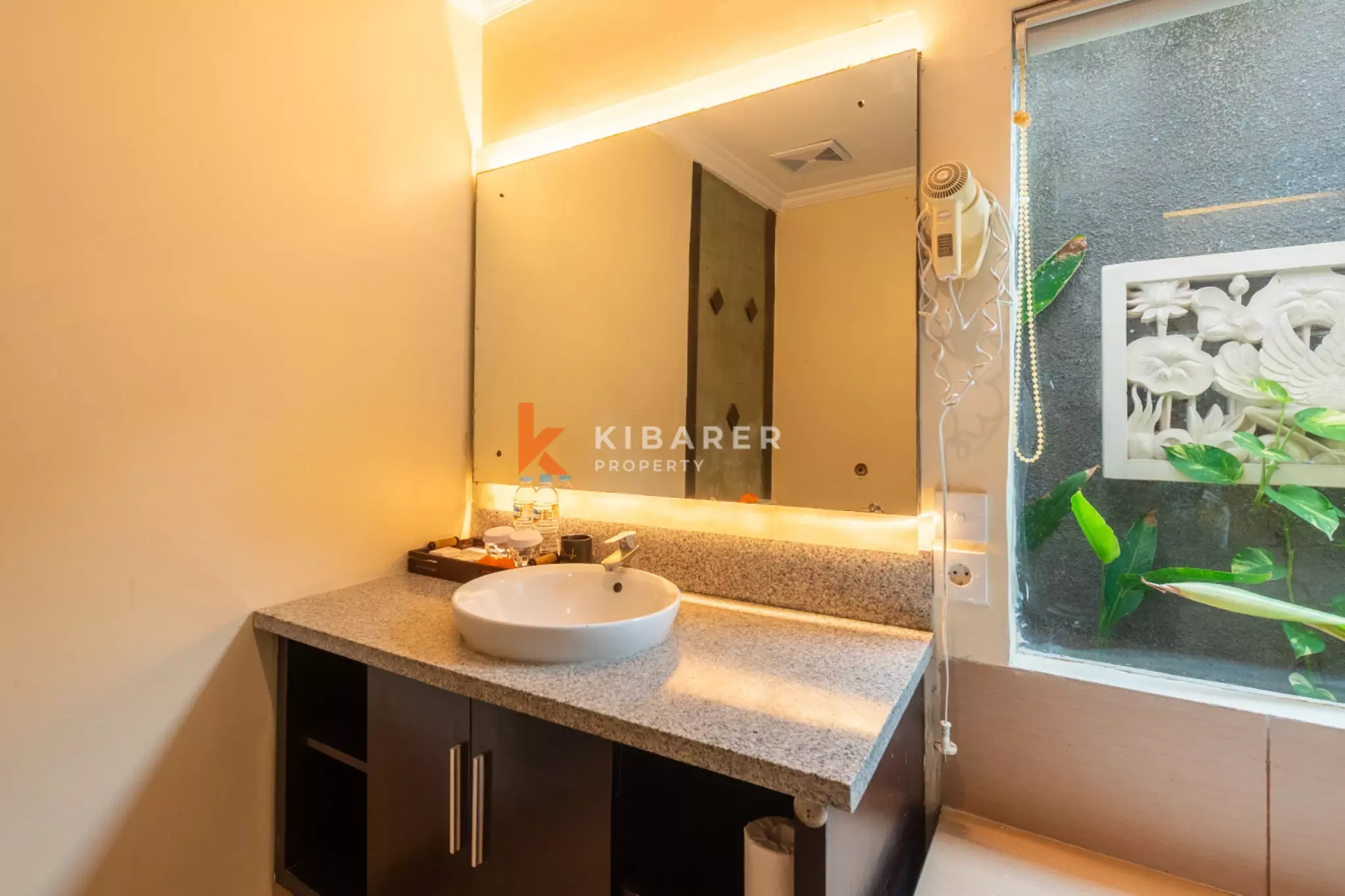 Intimate Two Bedroom Tropical Villa with Open Living & Pool in Seminyak