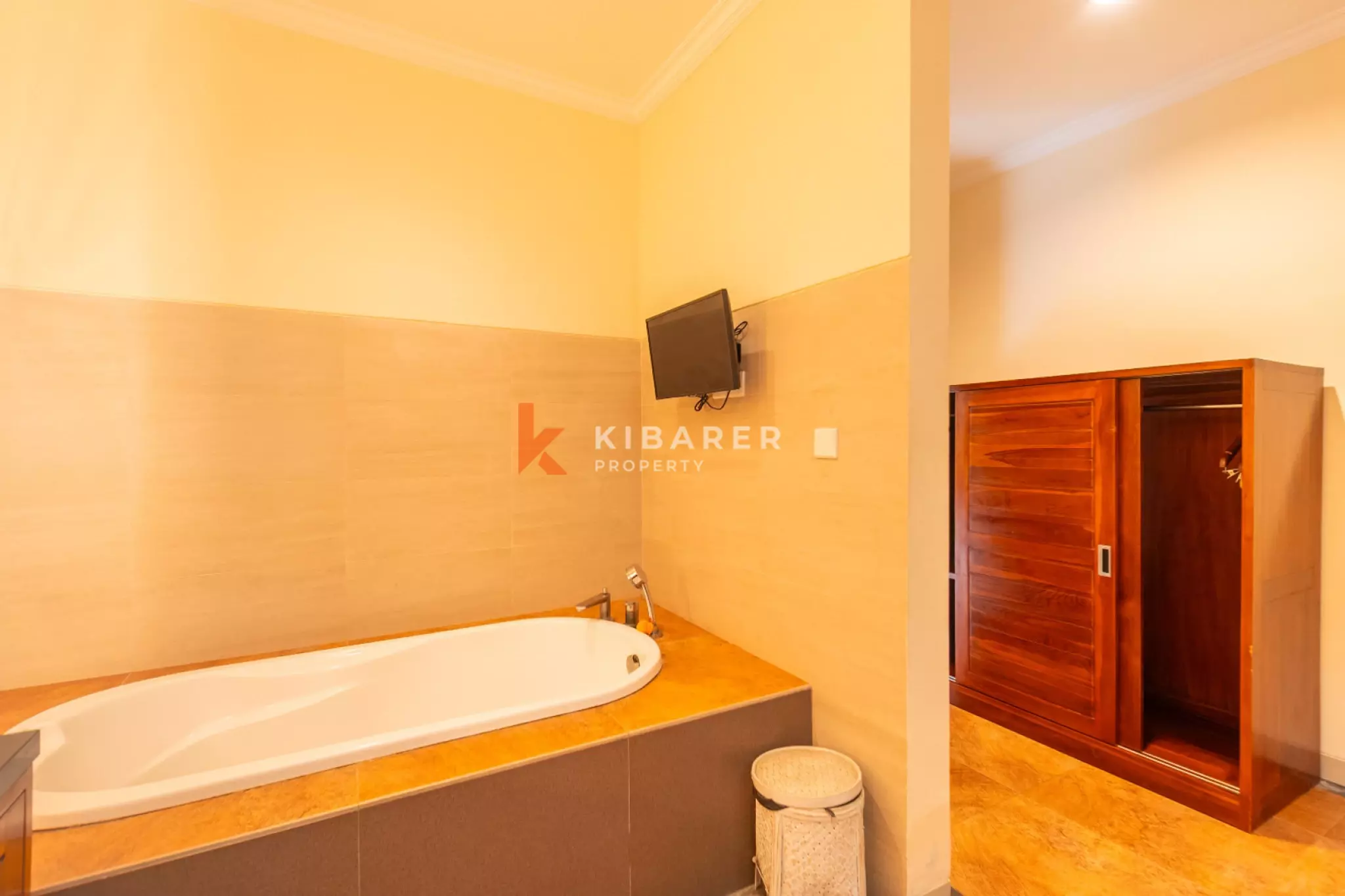 Dreamy Four Bedroom Villa with Open Living and Walk to Everything in Seminyak