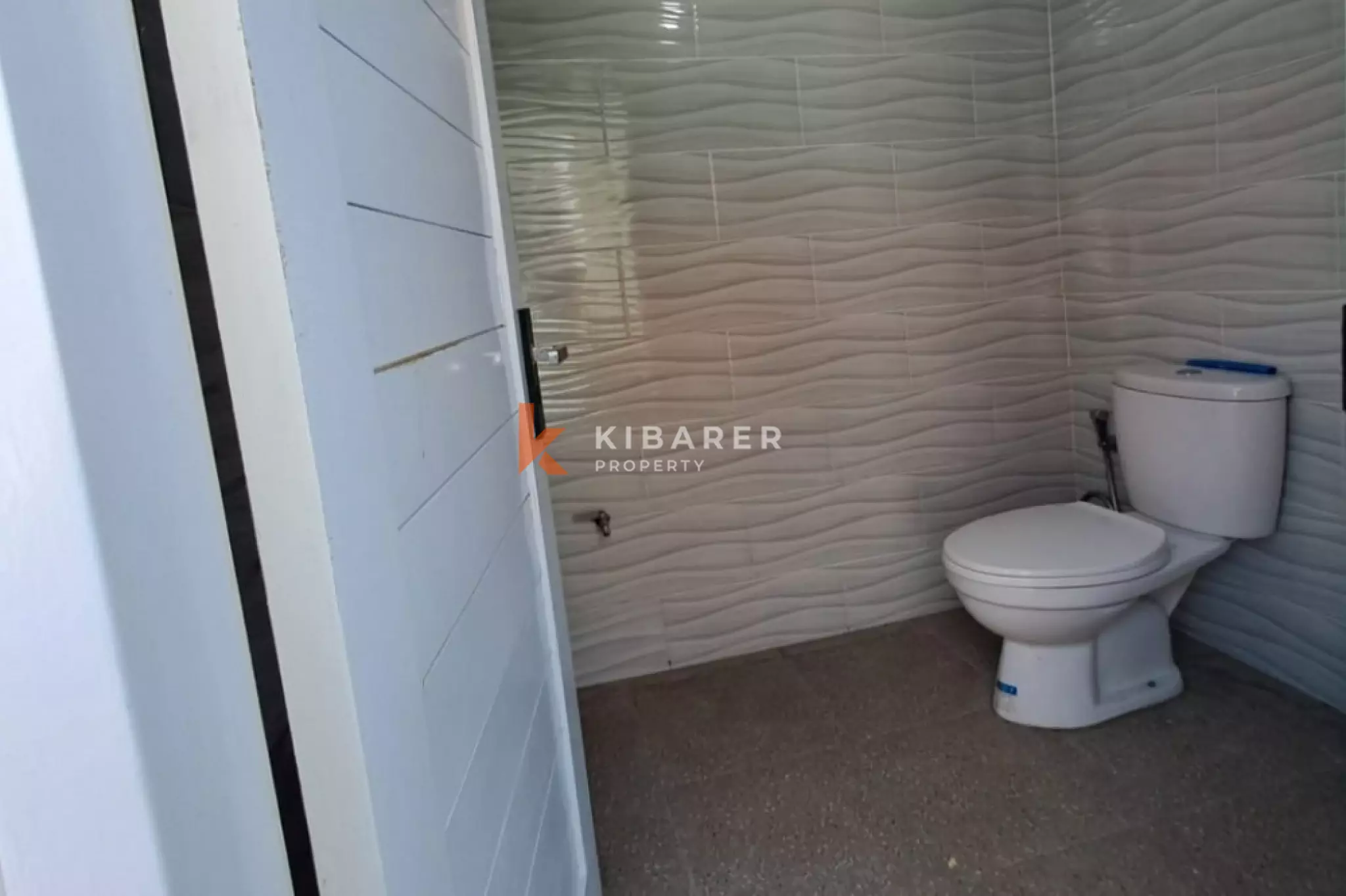 Fully Furnished Three-Bedrooms Enclosed Living Villa with Garden in Seseh