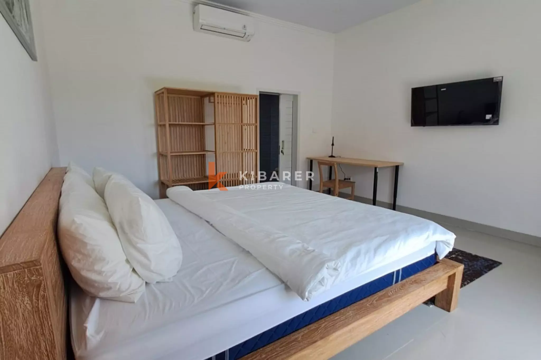 Fully Furnished Three-Bedrooms Enclosed Living Villa with Garden in Seseh