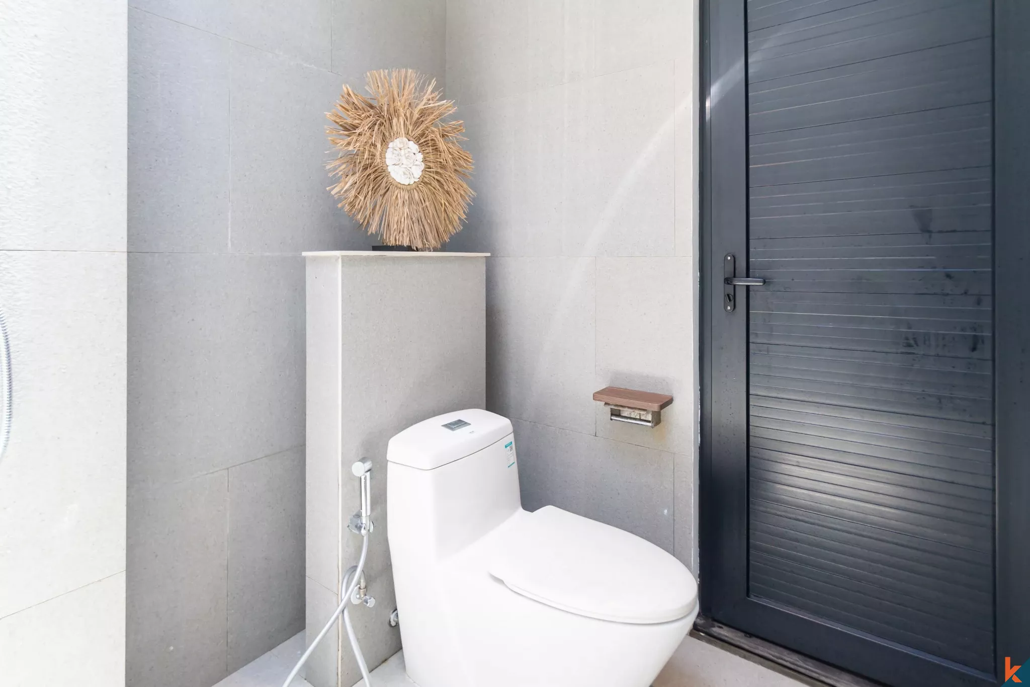 Vila Mewah Tropis Modern 2 Kamar Tidur dengan Kolam Renang Pribadi di Berawa