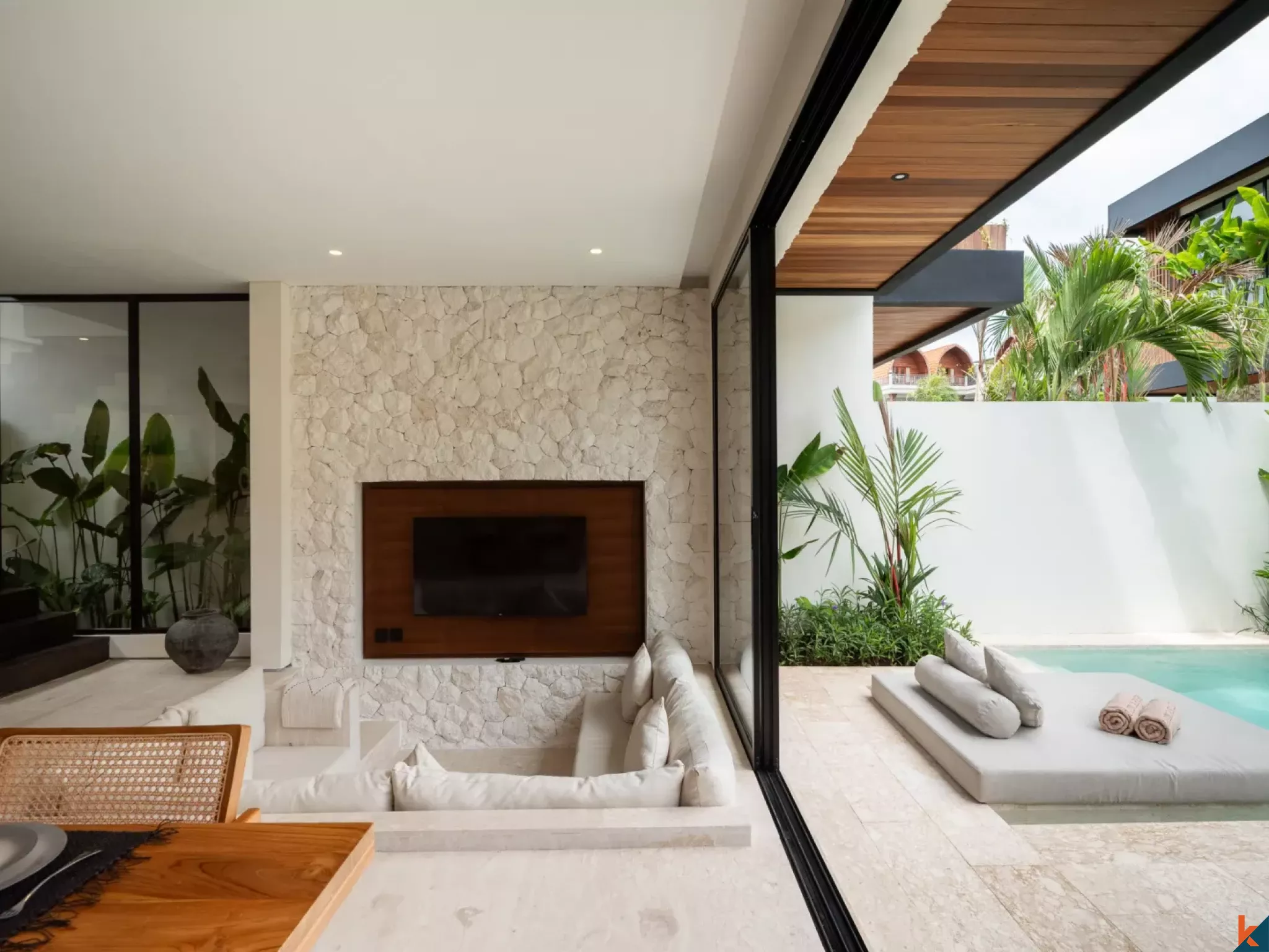 Vila Hak Sewa Satu Kamar Tidur Bergaya Dekat Pantai di Batu Bolong