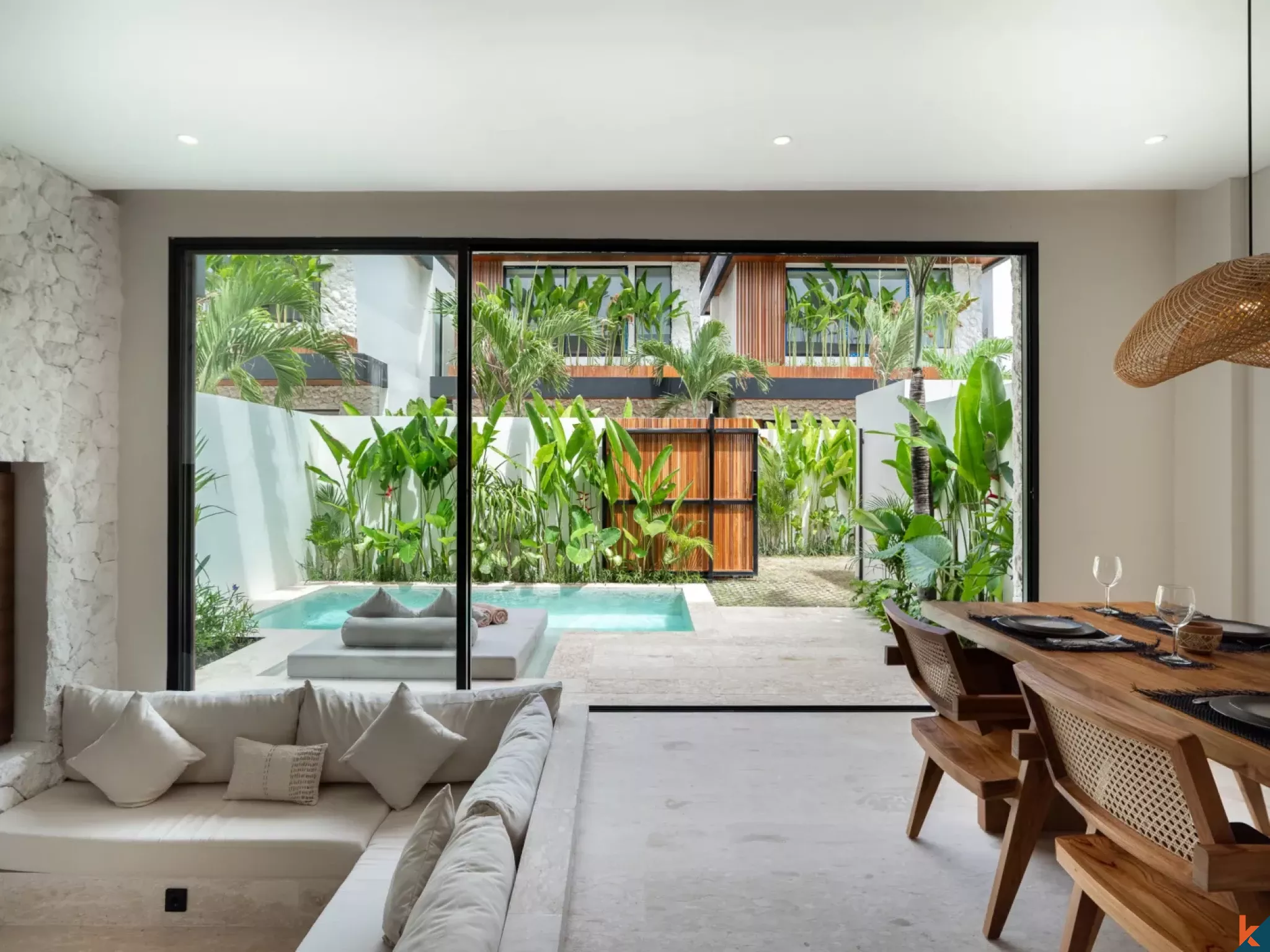 Vila Hak Sewa Satu Kamar Tidur Bergaya Dekat Pantai di Batu Bolong