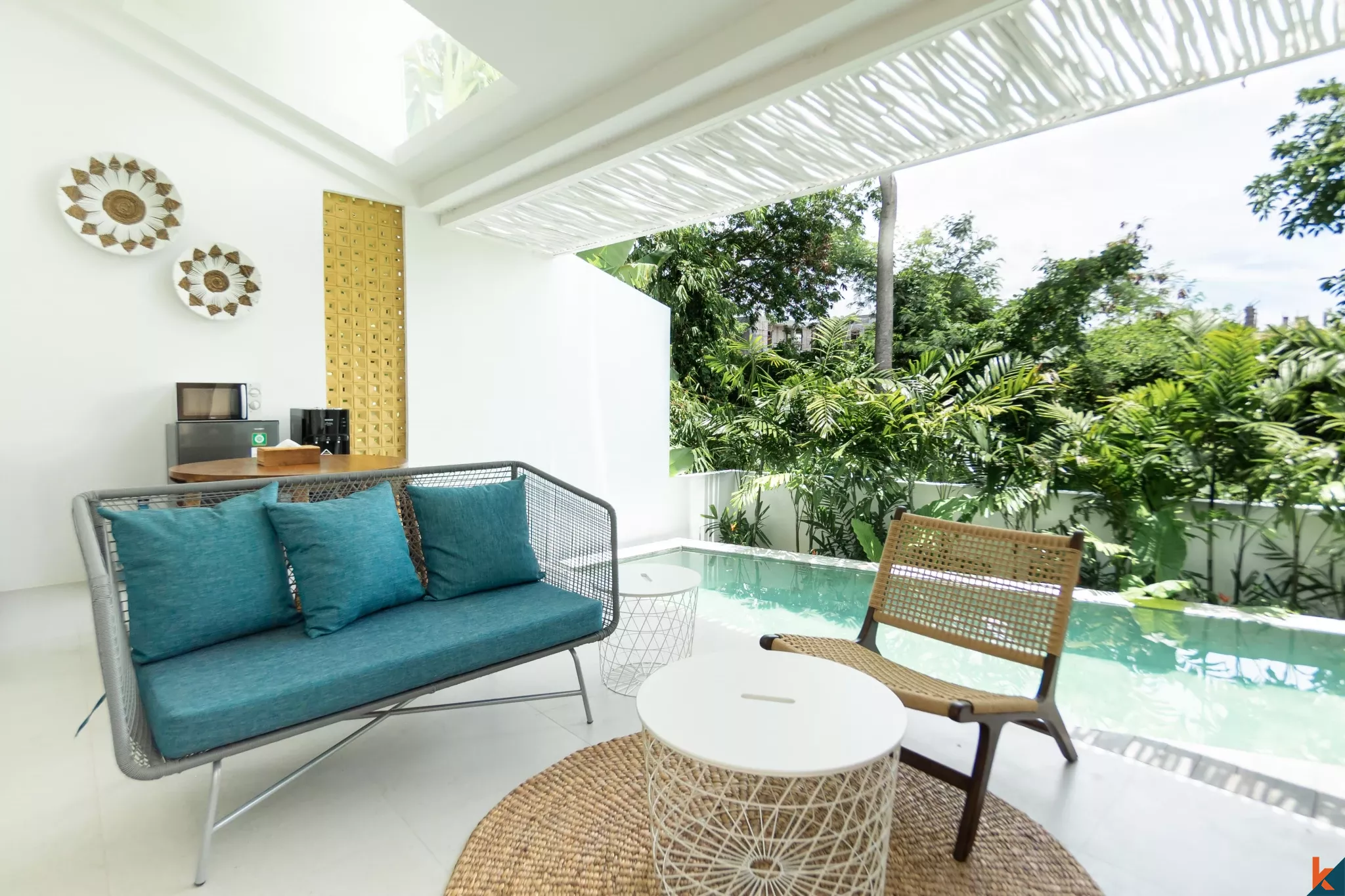 Vila Mewah Tropis Modern 2 Kamar Tidur dengan Kolam Renang Pribadi di Berawa