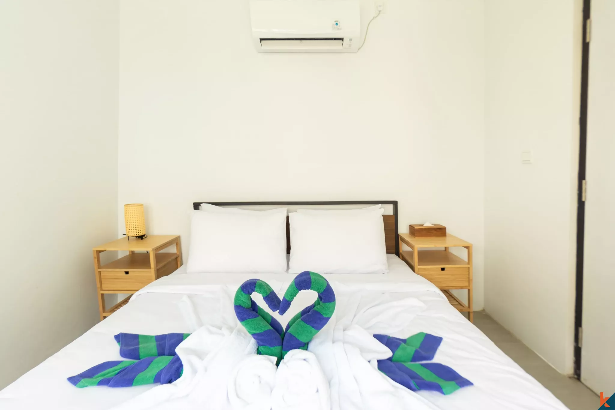 Vila Mewah Tropis Modern 2 Kamar Tidur dengan Kolam Renang Pribadi di Berawa