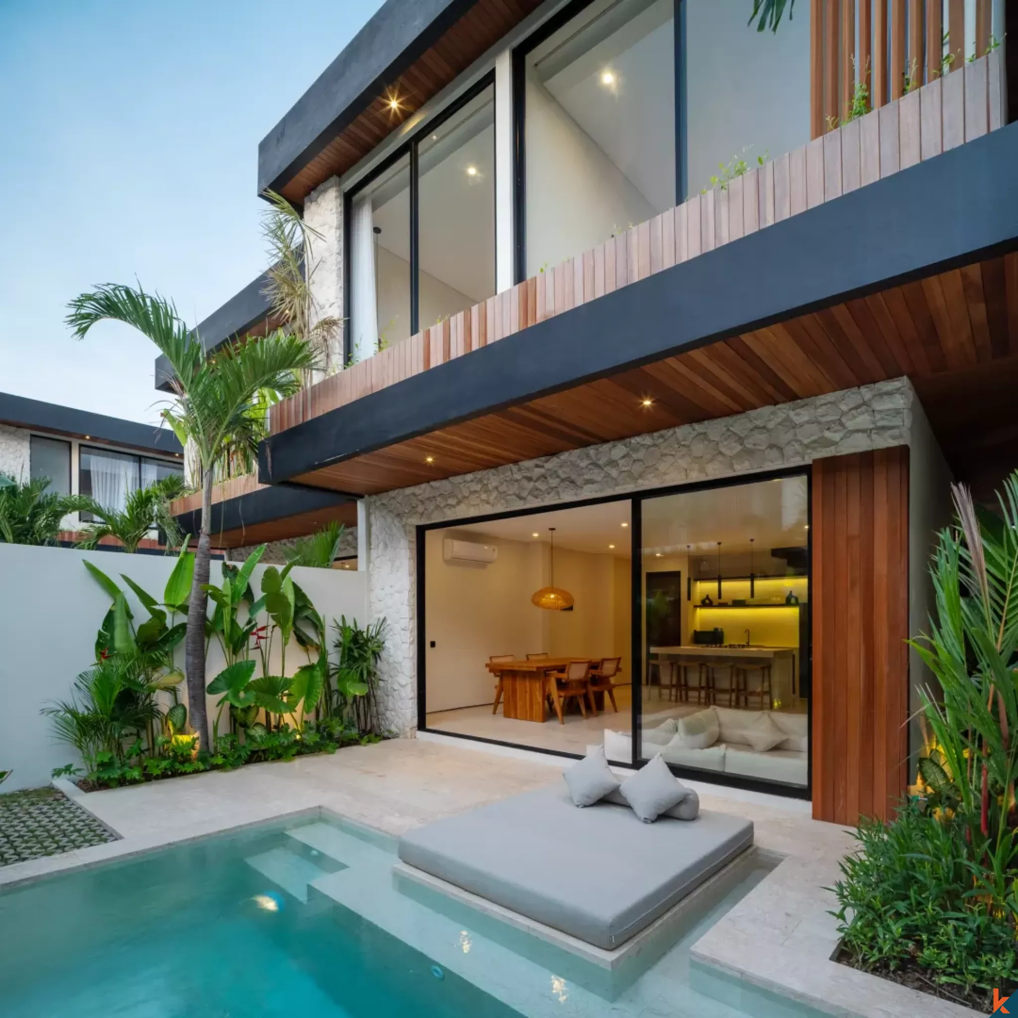 Vila Tropis Dua Kamar Tidur untuk Disewa Tepi Pantai di Batu Bolong