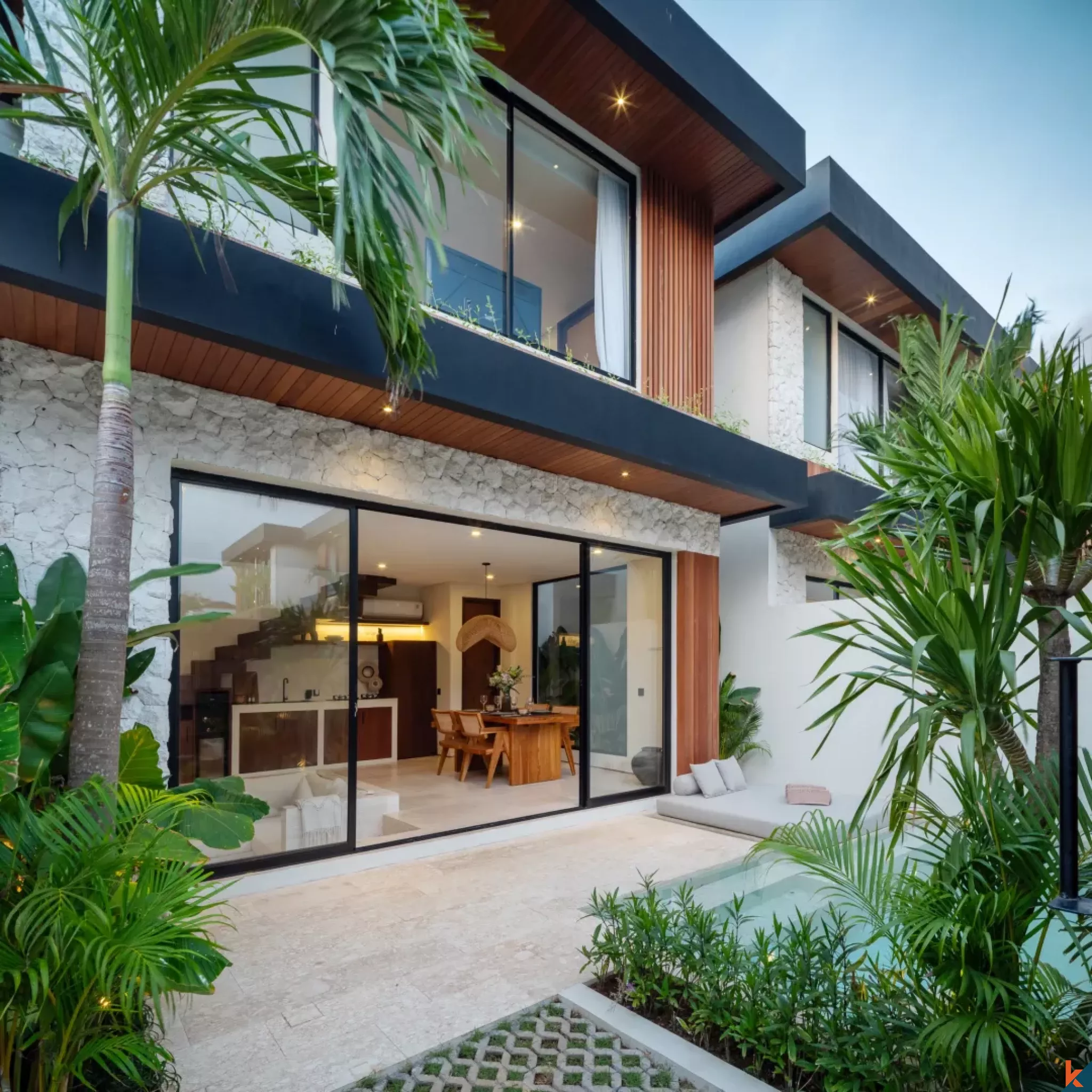 Vila Tropis Dua Kamar Tidur untuk Disewa Tepi Pantai di Batu Bolong