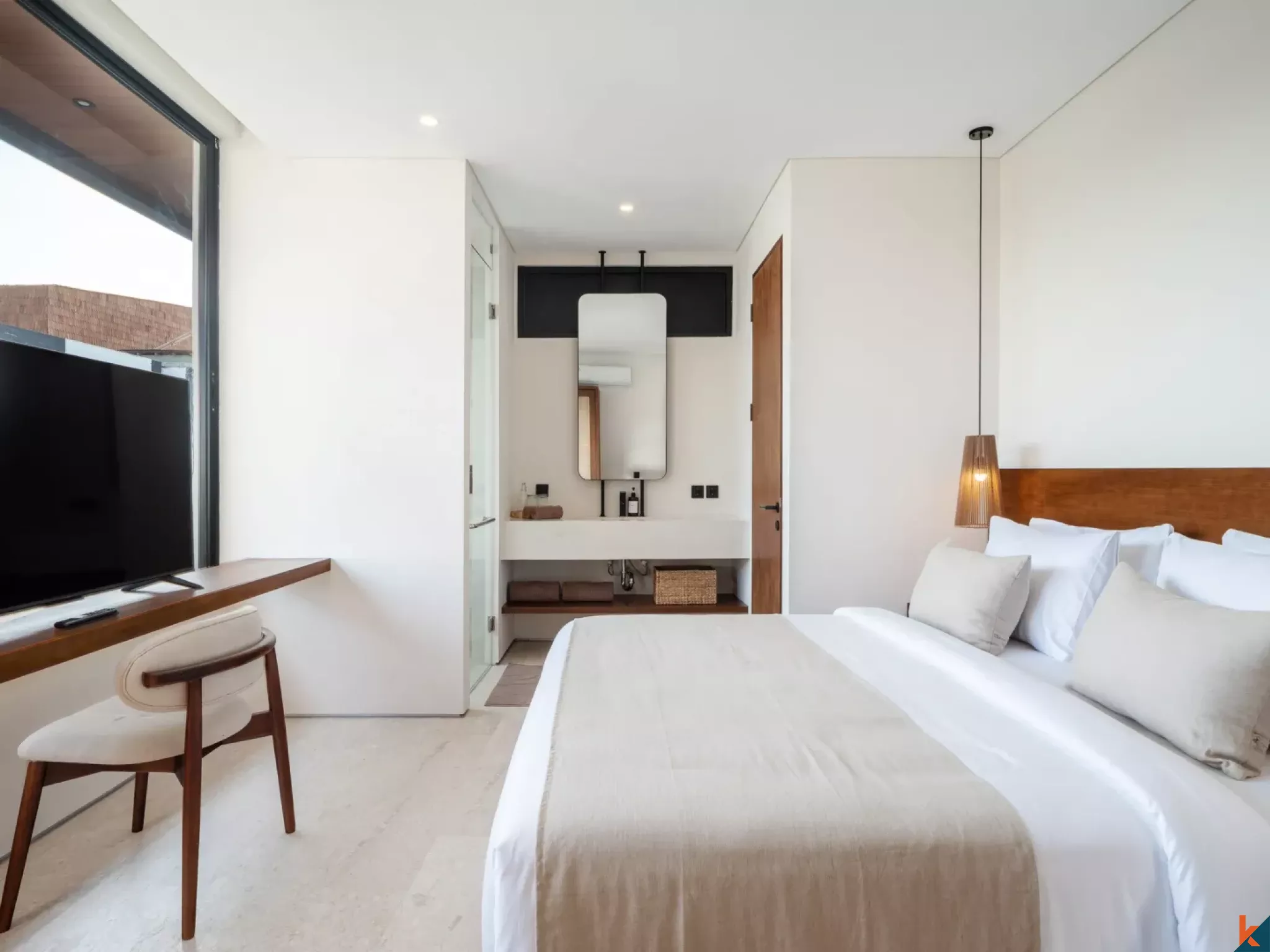 Vila Tropis Dua Kamar Tidur untuk Disewa Tepi Pantai di Batu Bolong