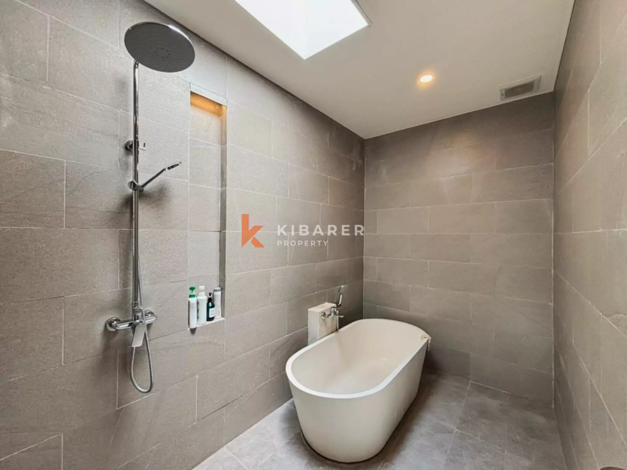 Elegant Three Bedroom Villa in Peaceful Tumbak Bayuh