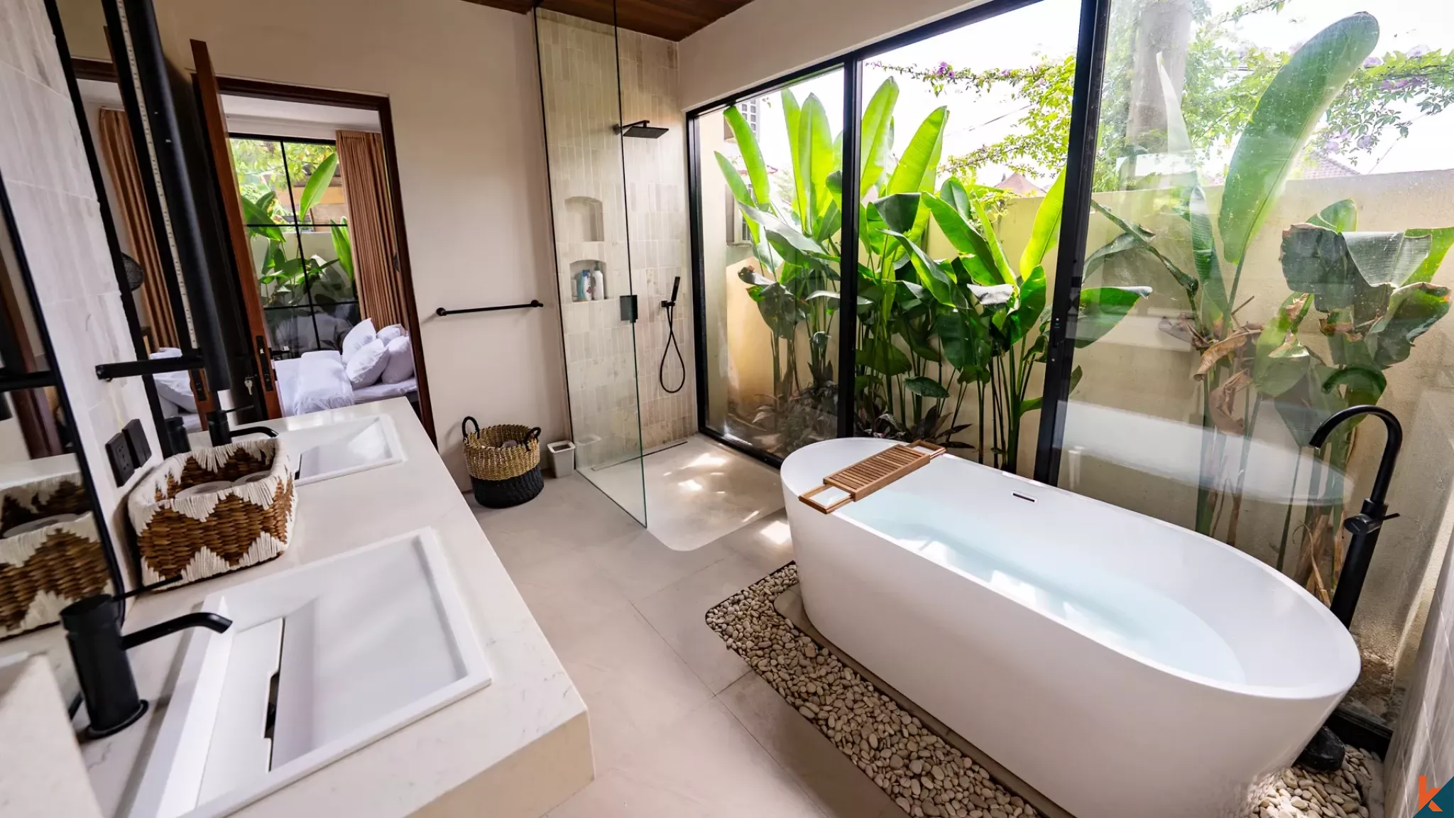 Perfect multi level three bedroom leasehold property in Padang Linjong