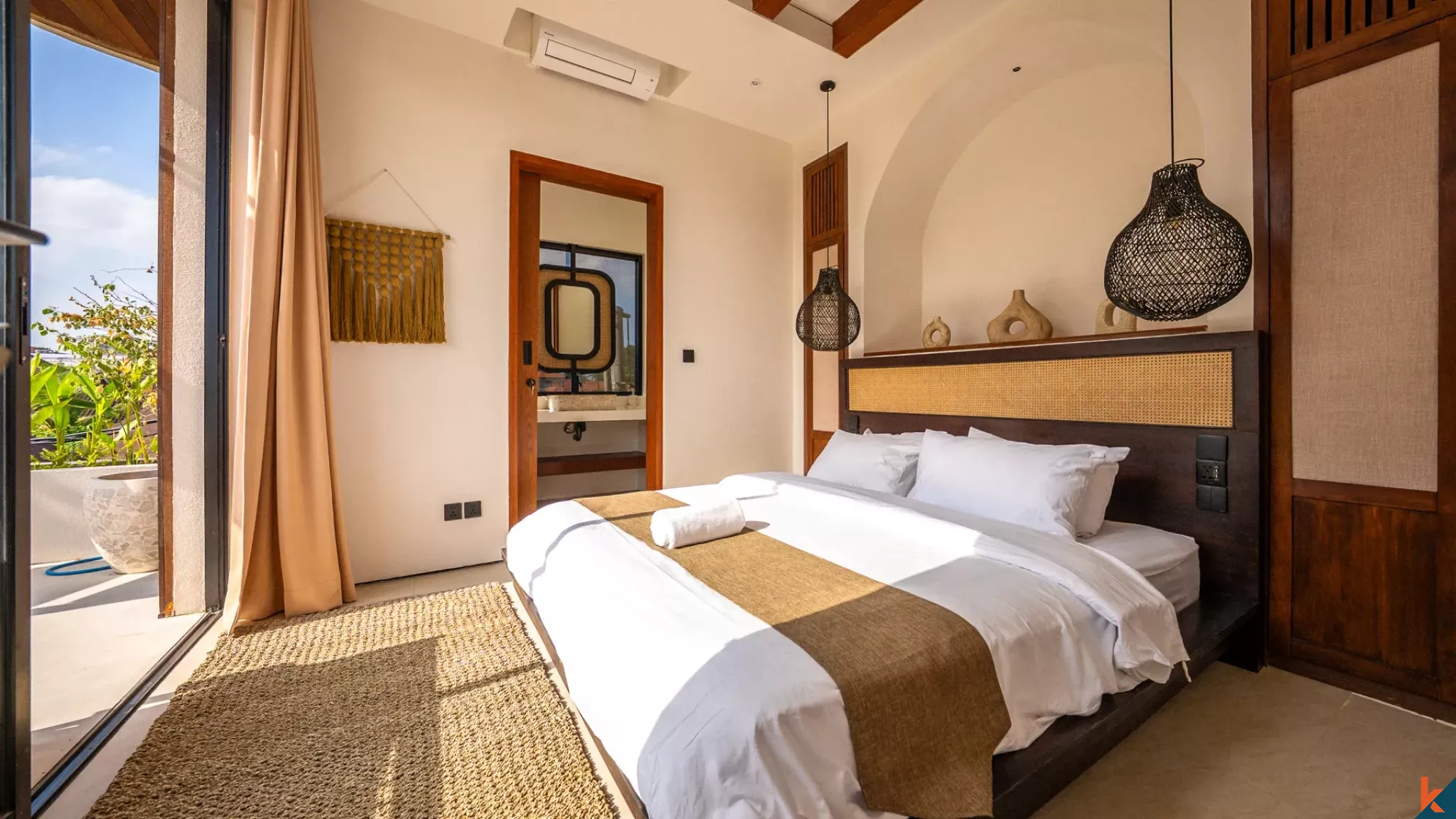 Perfect multi level three bedroom leasehold property in Padang Linjong