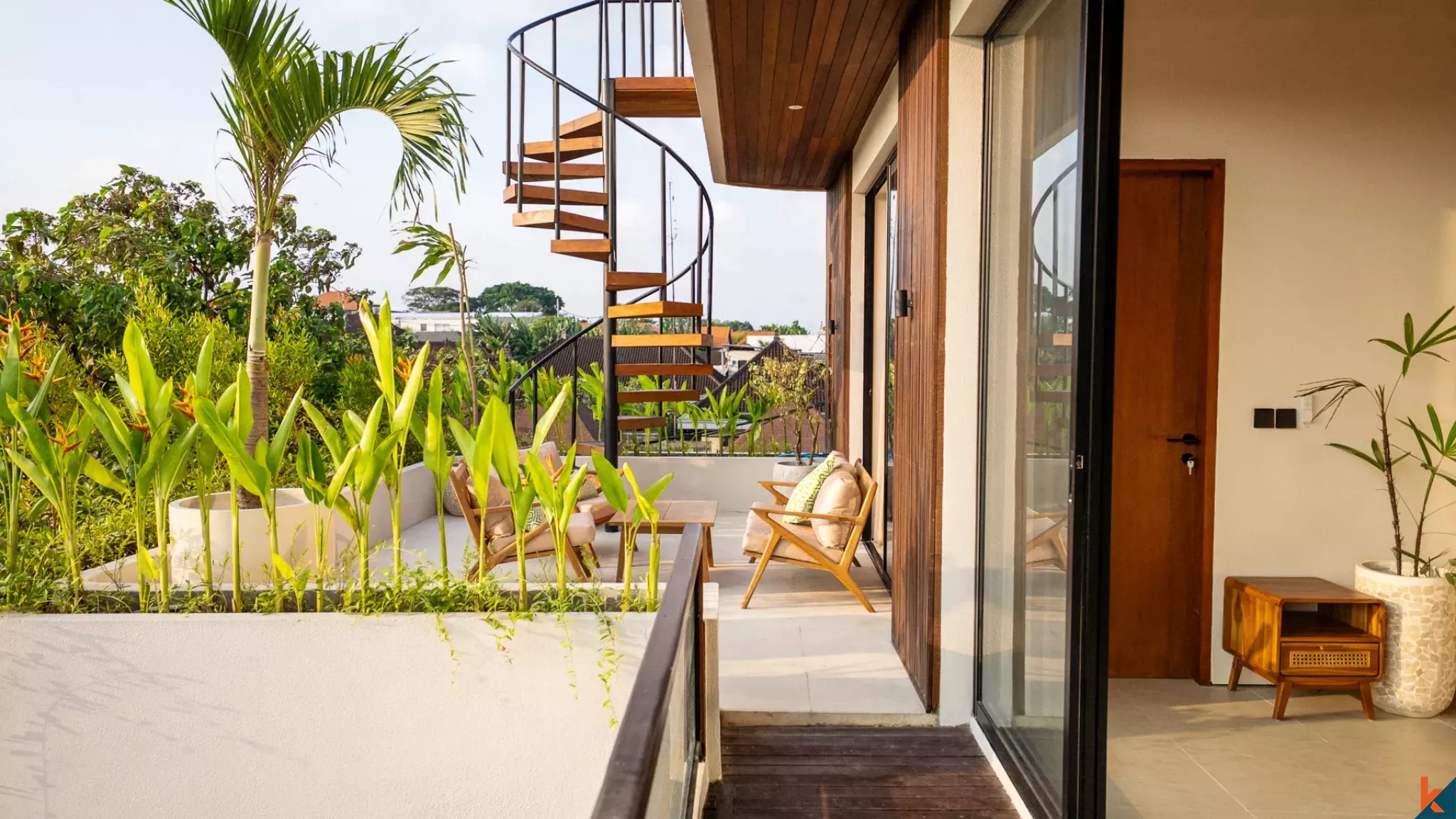 Perfect multi level three bedroom leasehold property in Padang Linjong