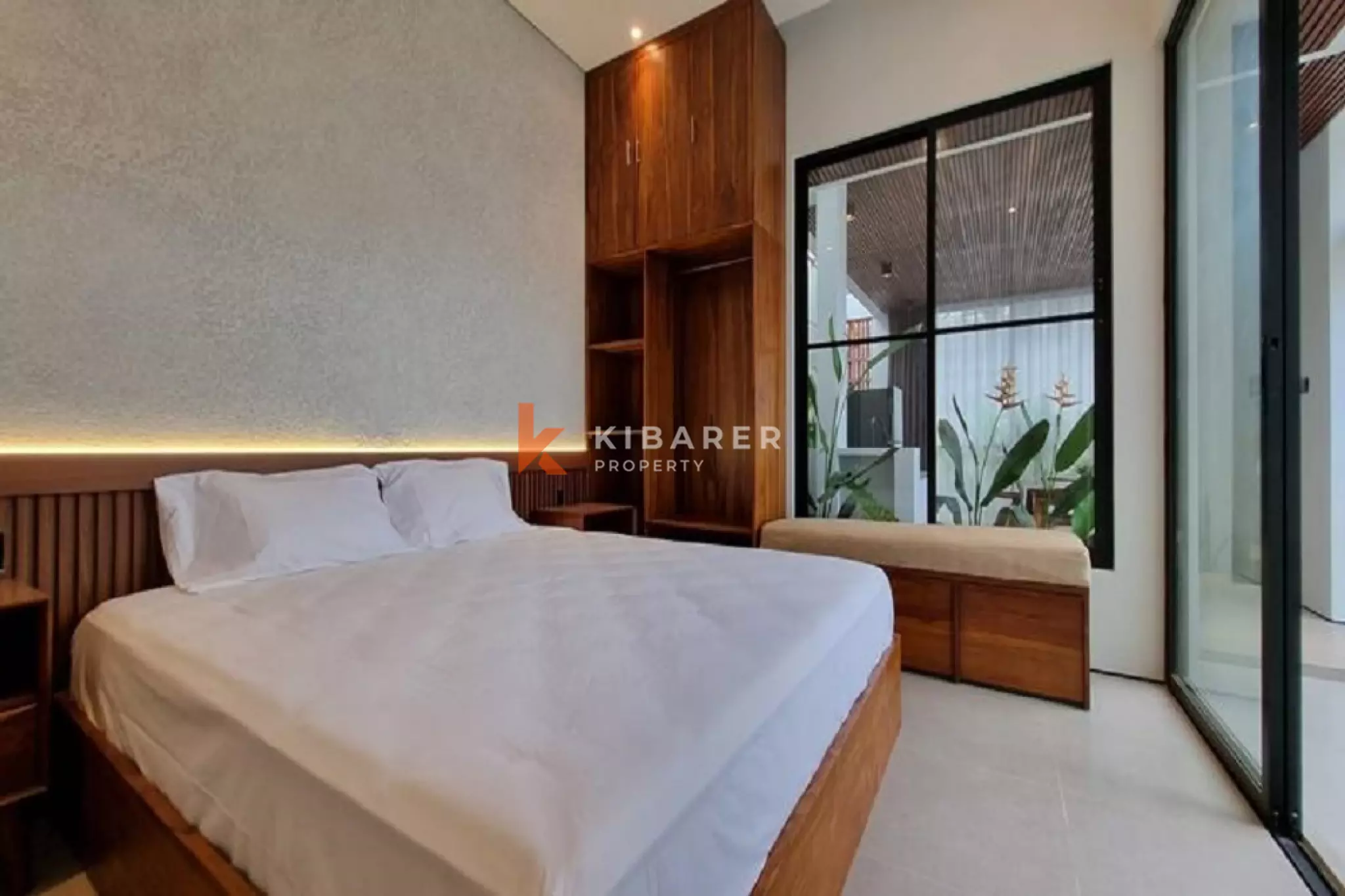Convenient Two-Bedrooms Open Living Villa in Seminyak Area
