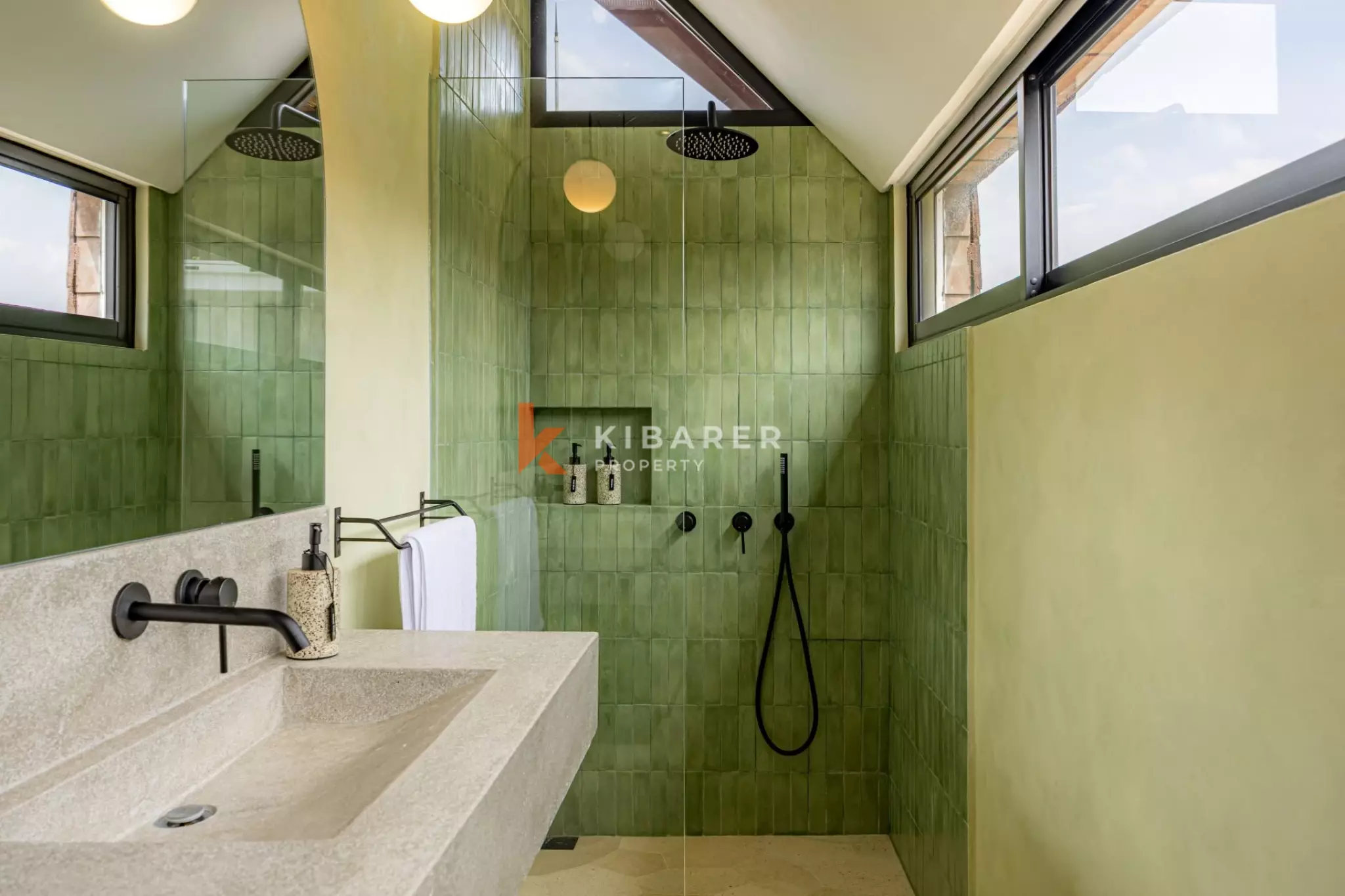 Vila Dua Kamar Tidur Bergaya di Umalas