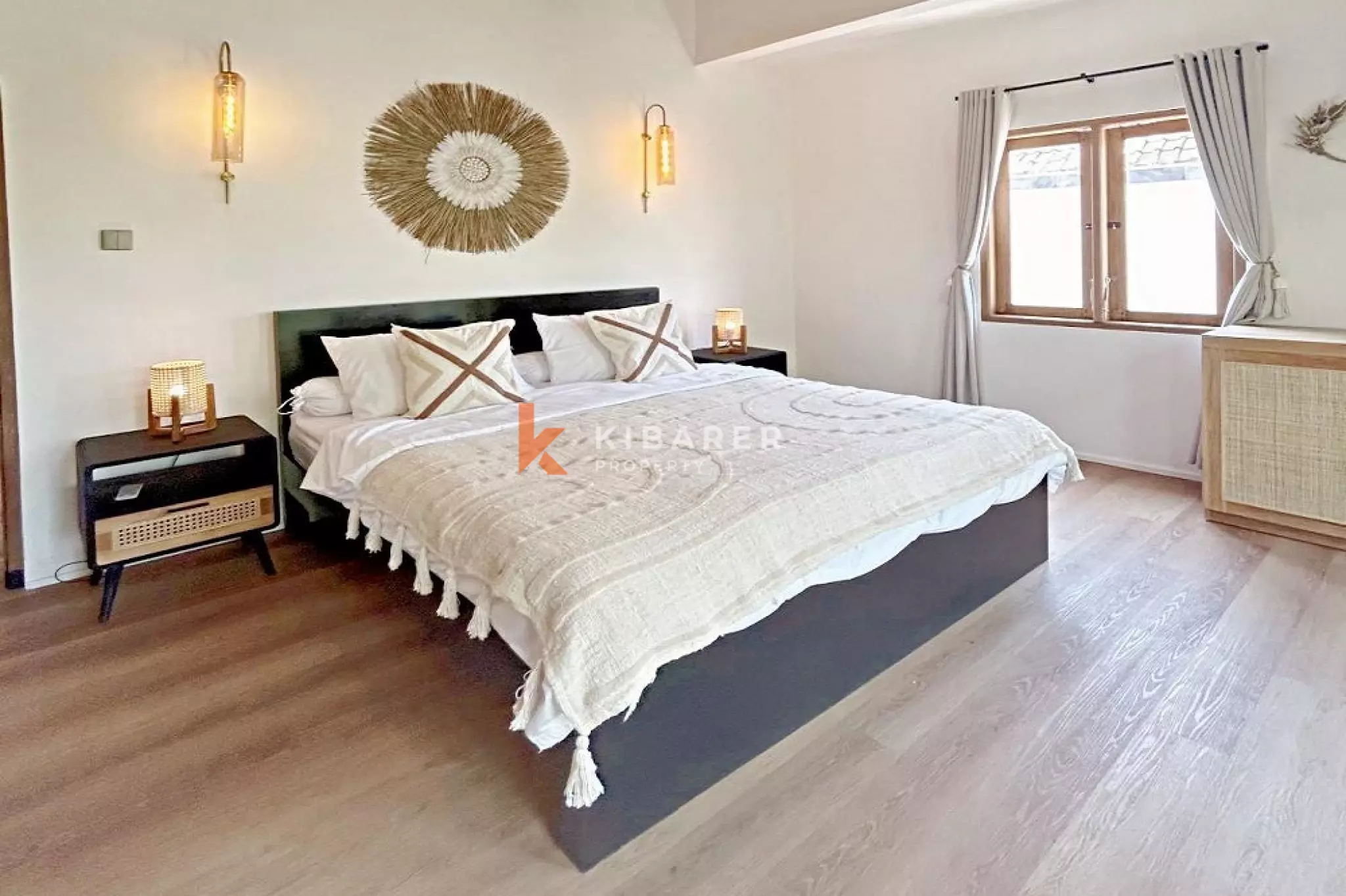 Vila Tamu Tertutup Tiga Kamar Tidur Bergaya Mediterania Di Berawa