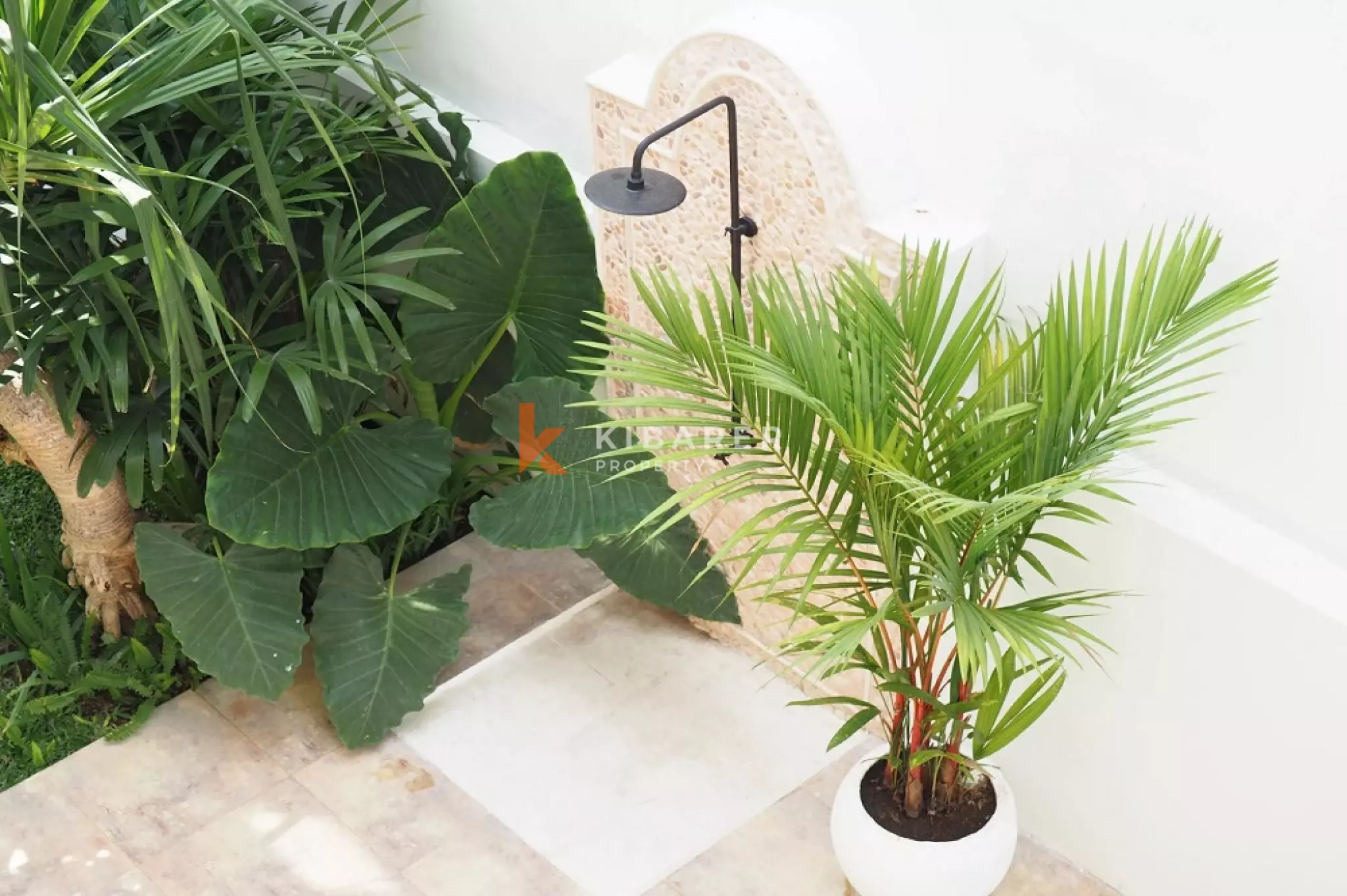 Vila Tamu Tertutup Tiga Kamar Tidur Bergaya Mediterania Di Berawa