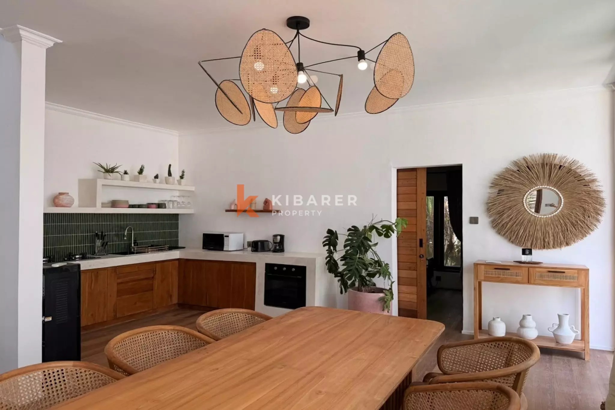 Vila Tamu Tertutup Tiga Kamar Tidur Bergaya Mediterania Di Berawa