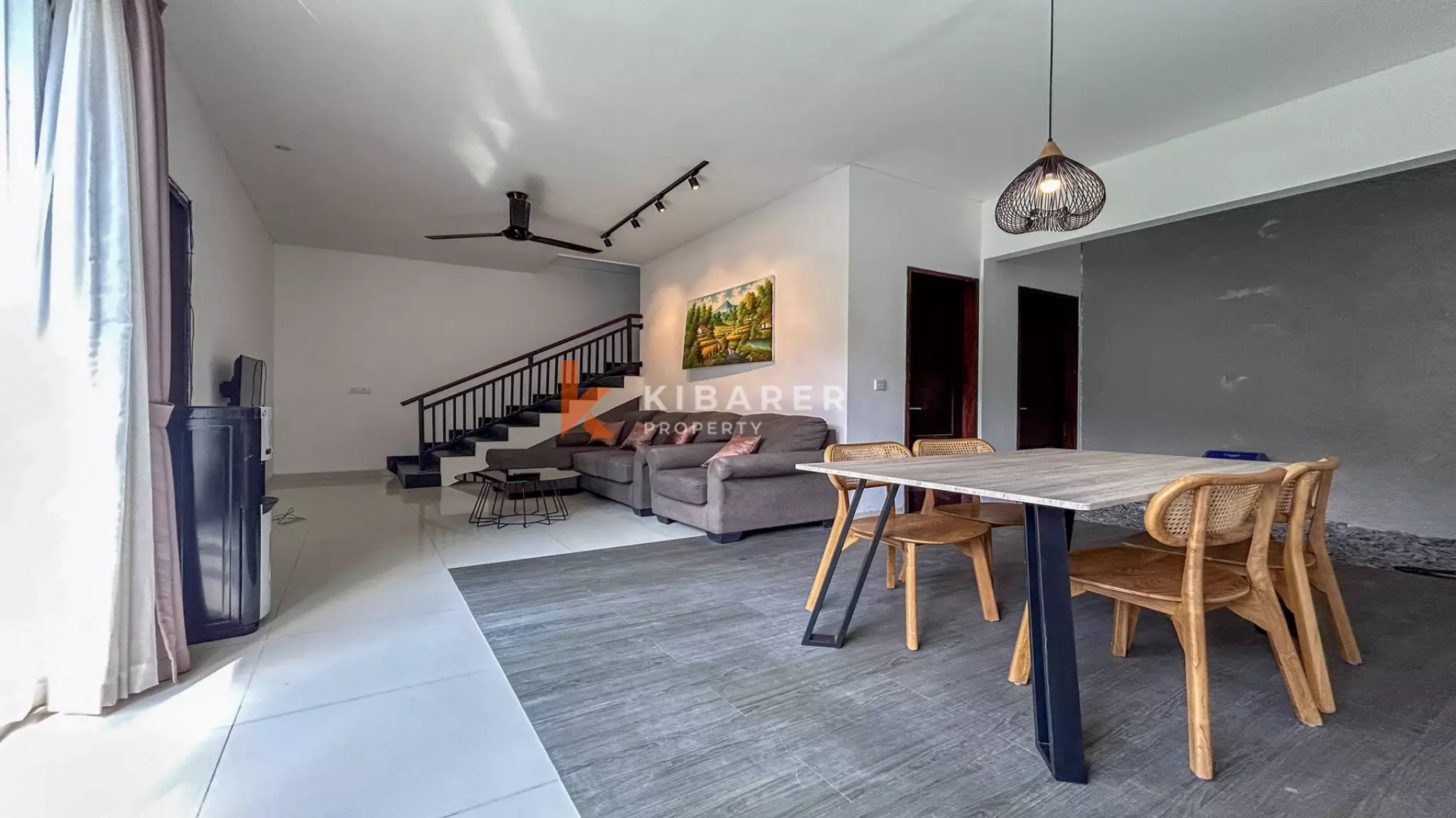 Comfortable Three-Bedroom Villa with Enclosed Living in Berawa