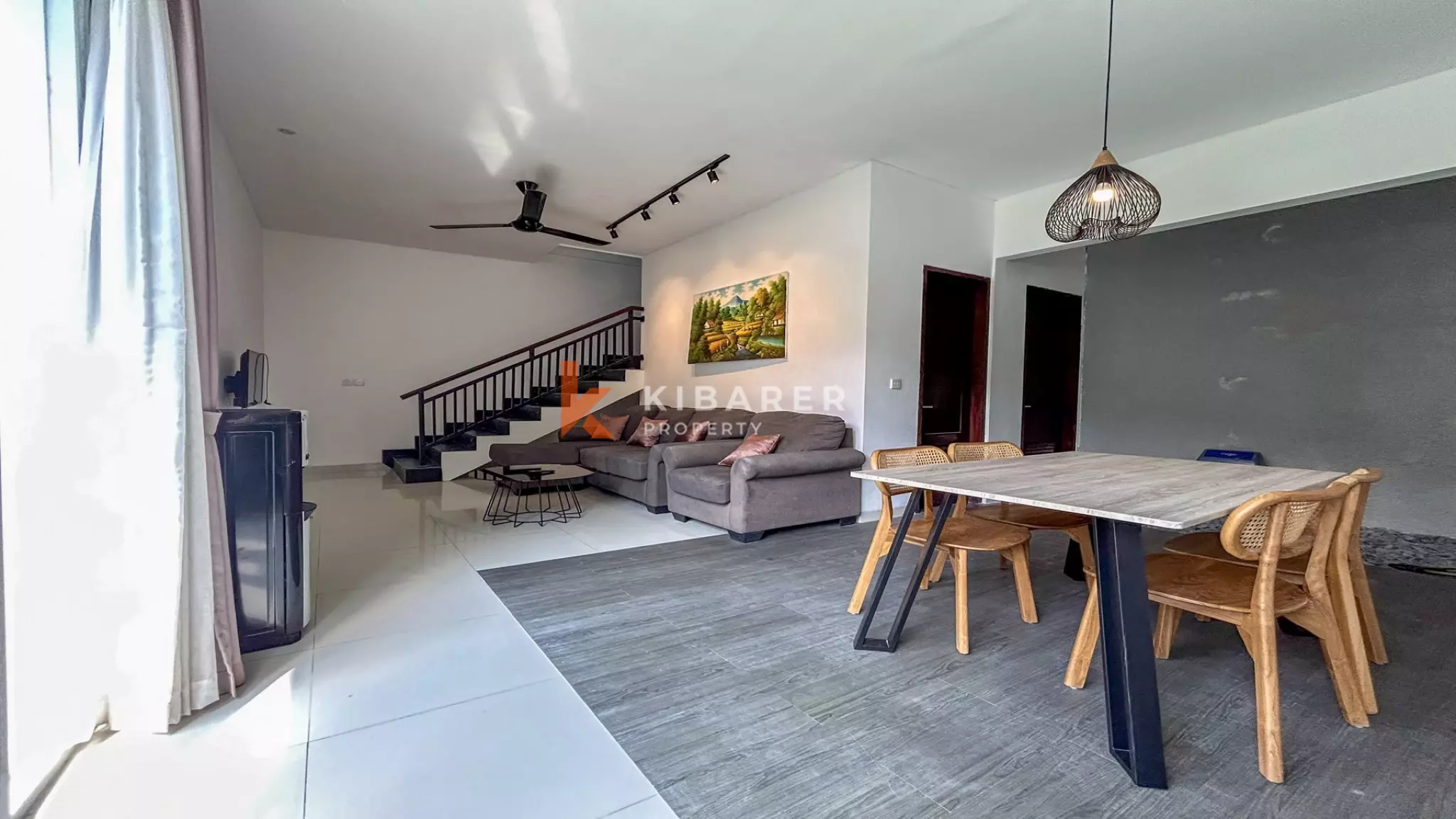 Comfortable Three-Bedroom Villa with Enclosed Living in Berawa