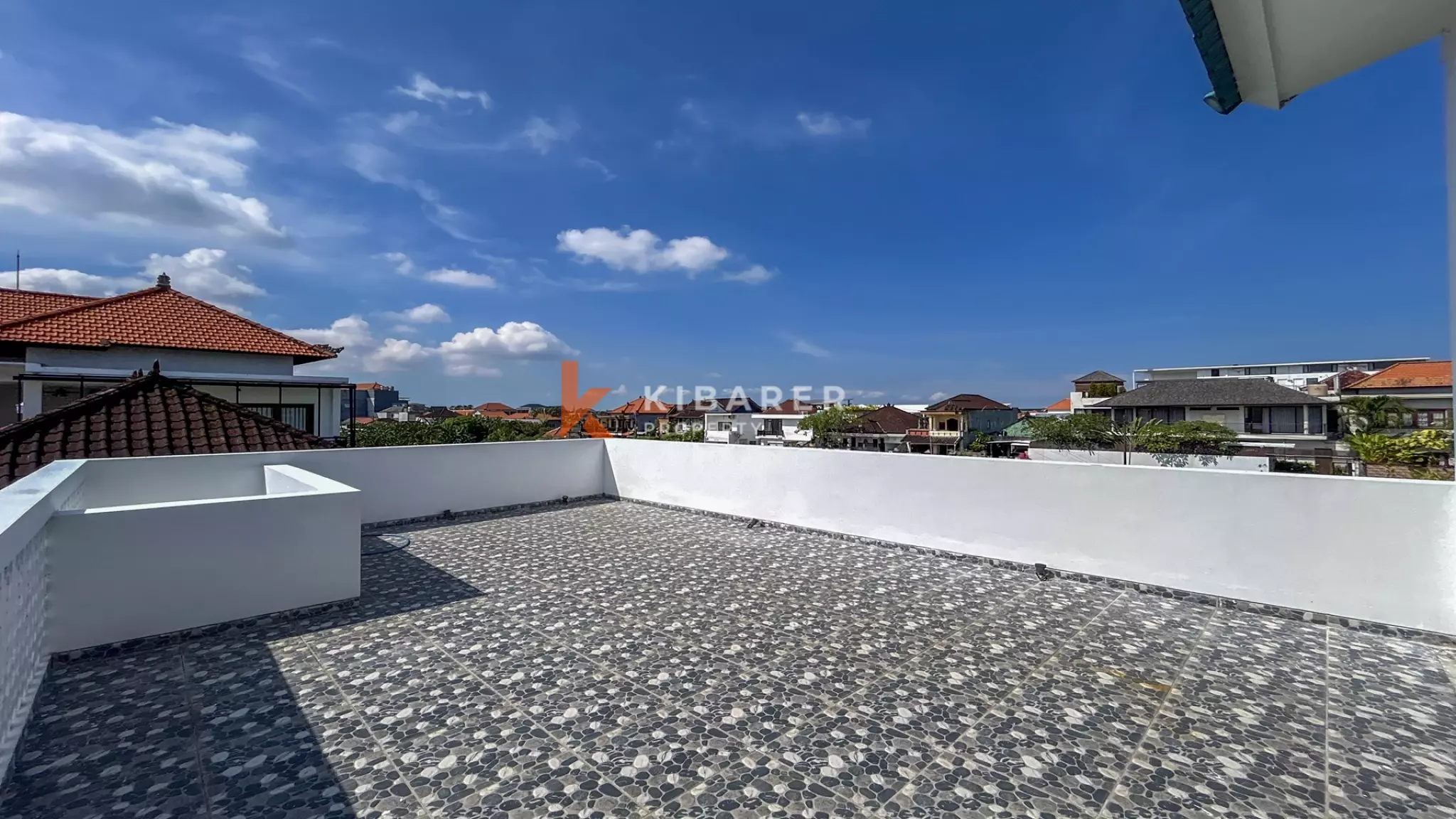 Comfortable Three-Bedroom Villa with Enclosed Living in Berawa